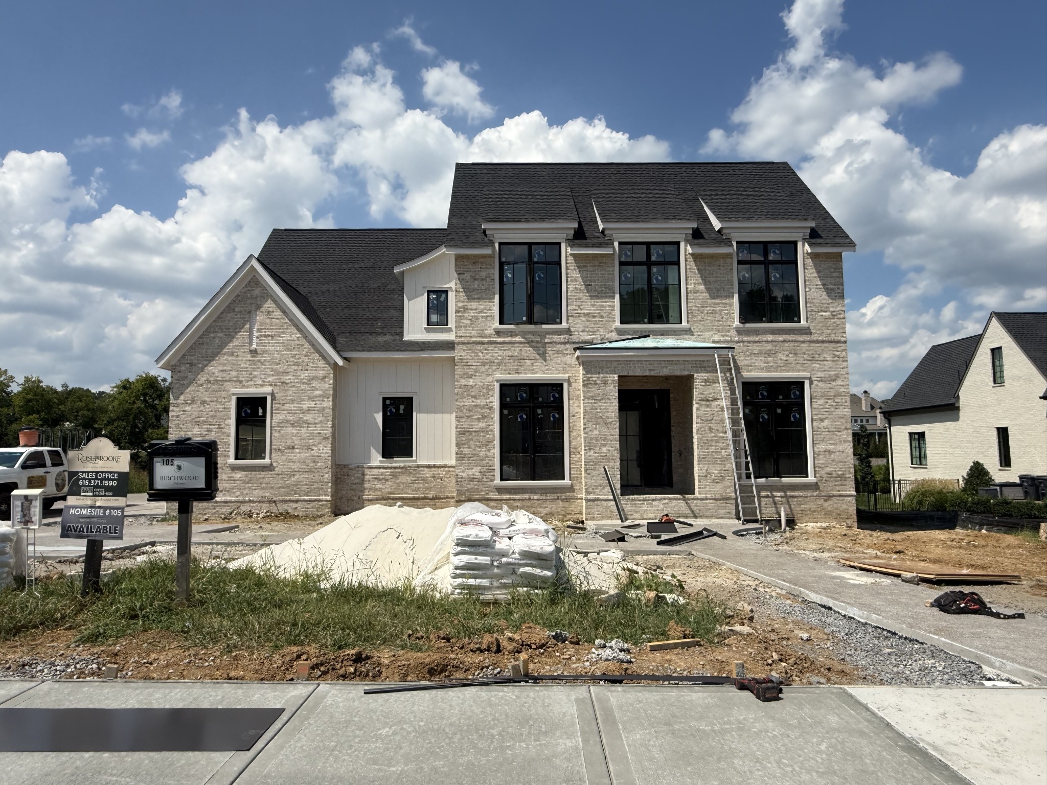 1739 Briarmont Pl