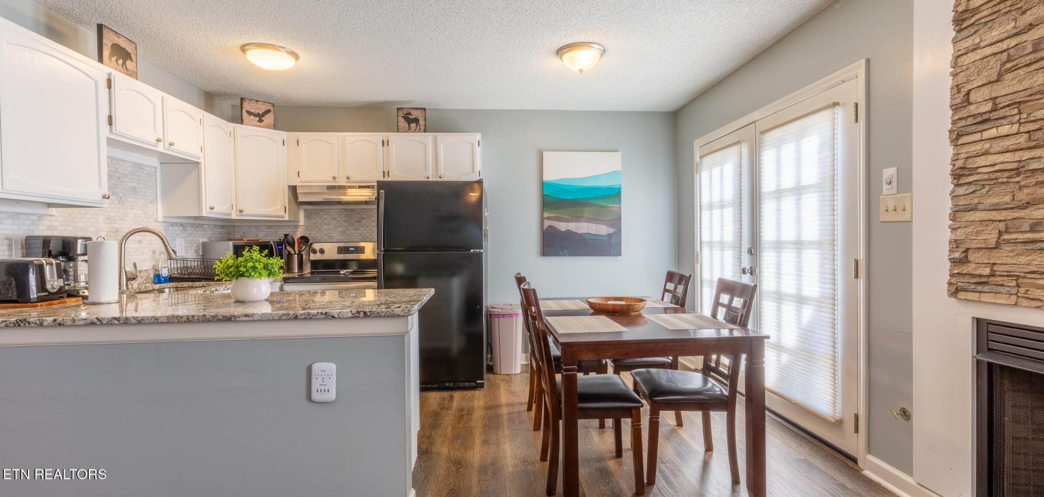 1307 Mountain Meadows Way