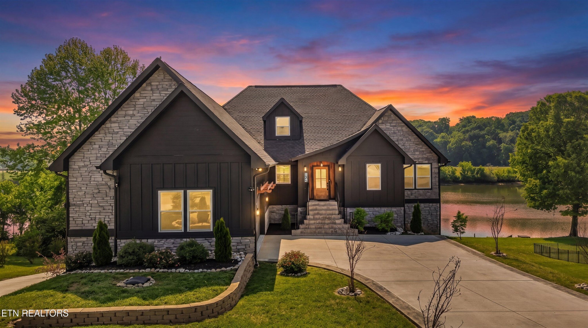 9712 Tranquility Lane
