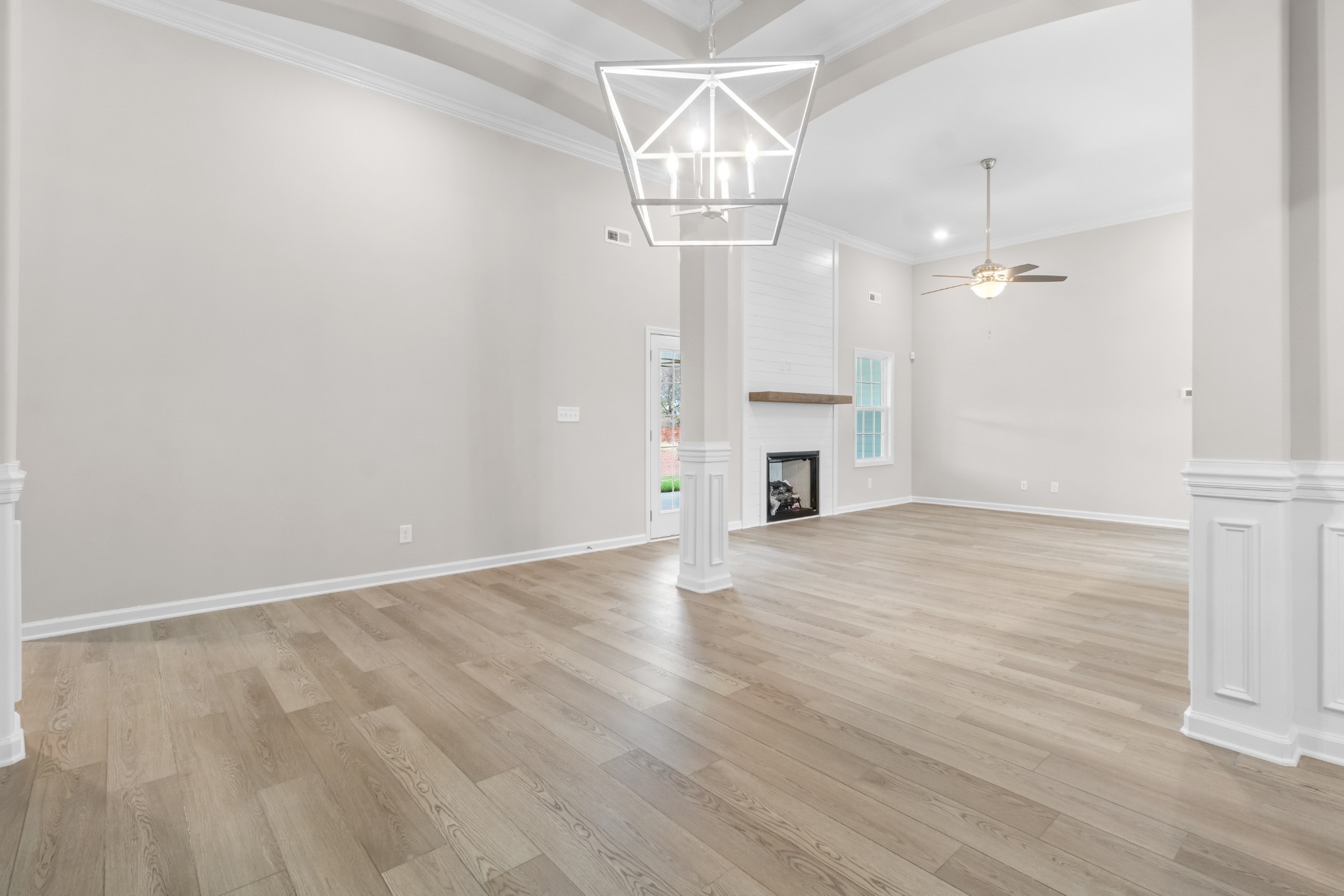 1409 Winterset Dr