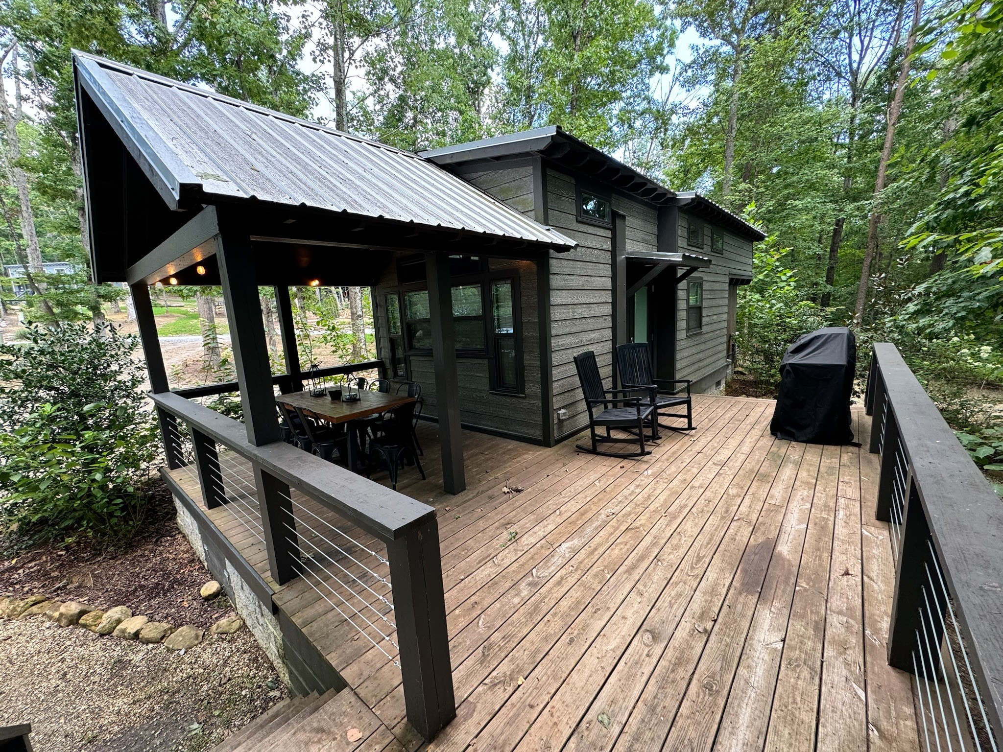 125 Waters Edge Way