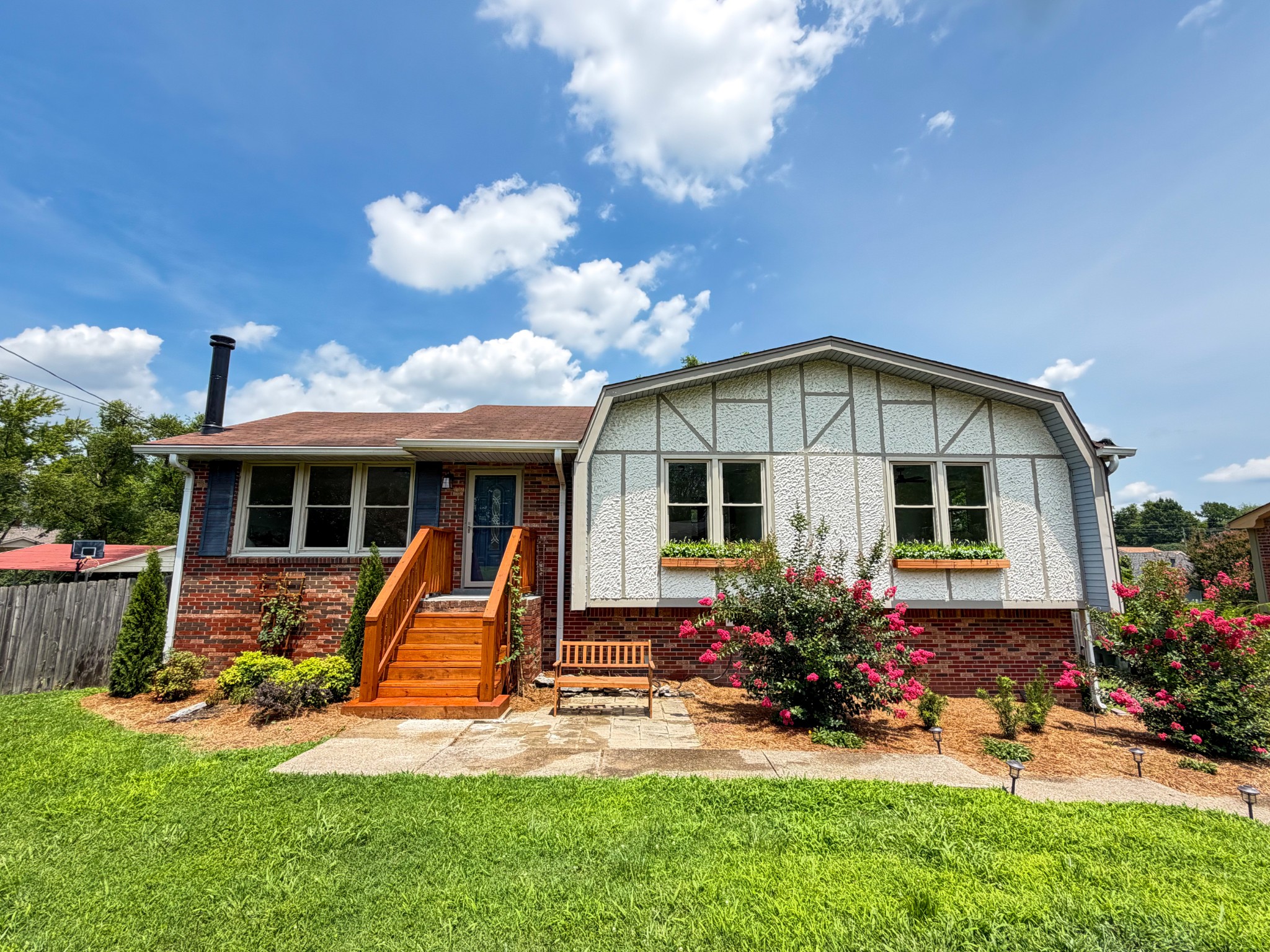 119 Susan Dr