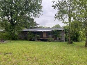 447 Durkee Road, SE