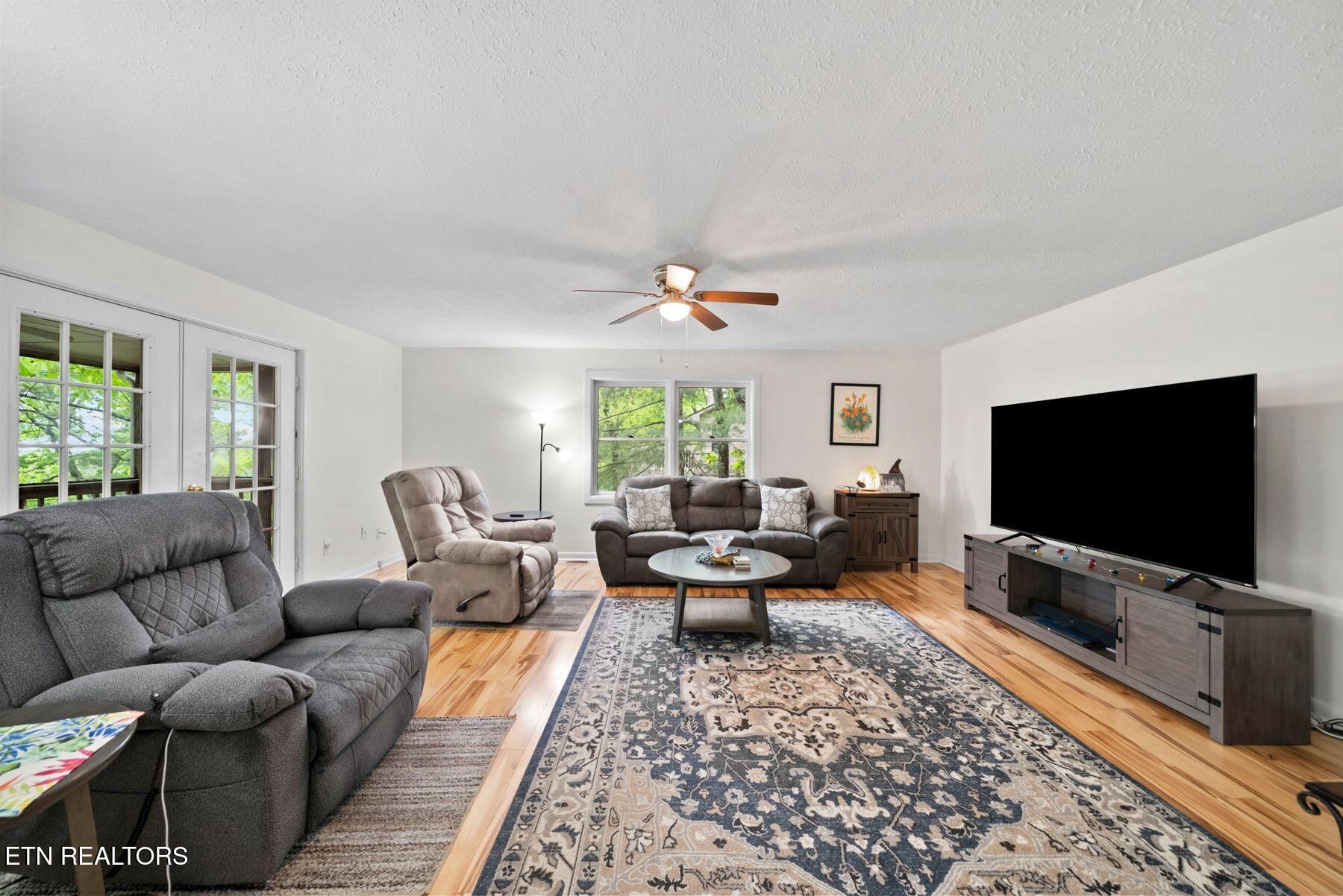 116 Greenwood Rd