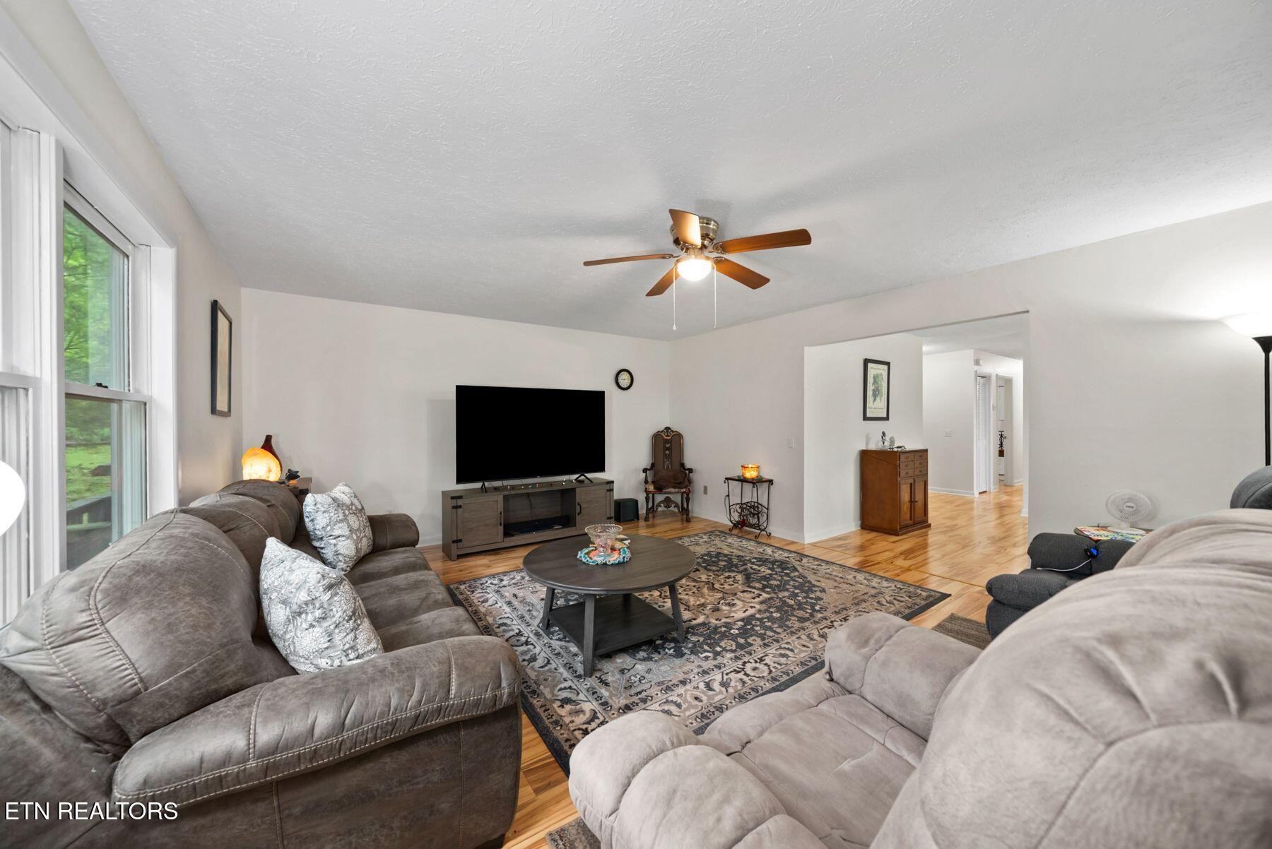 116 Greenwood Rd
