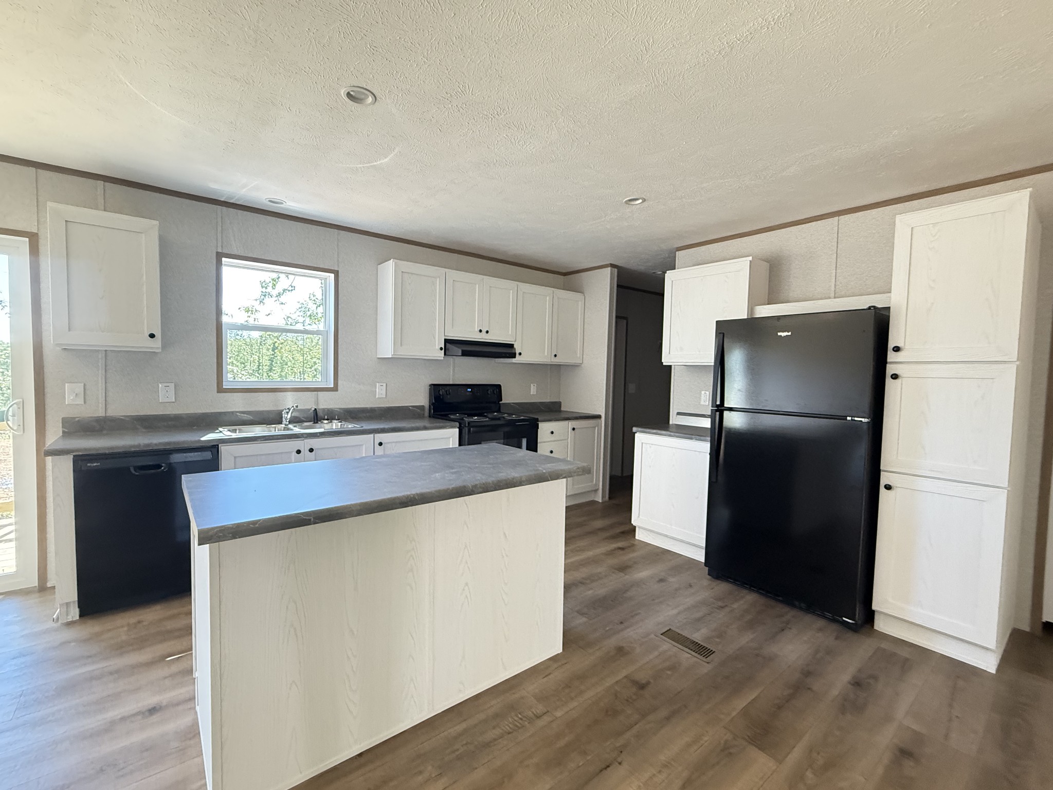 467 Woodland Rd