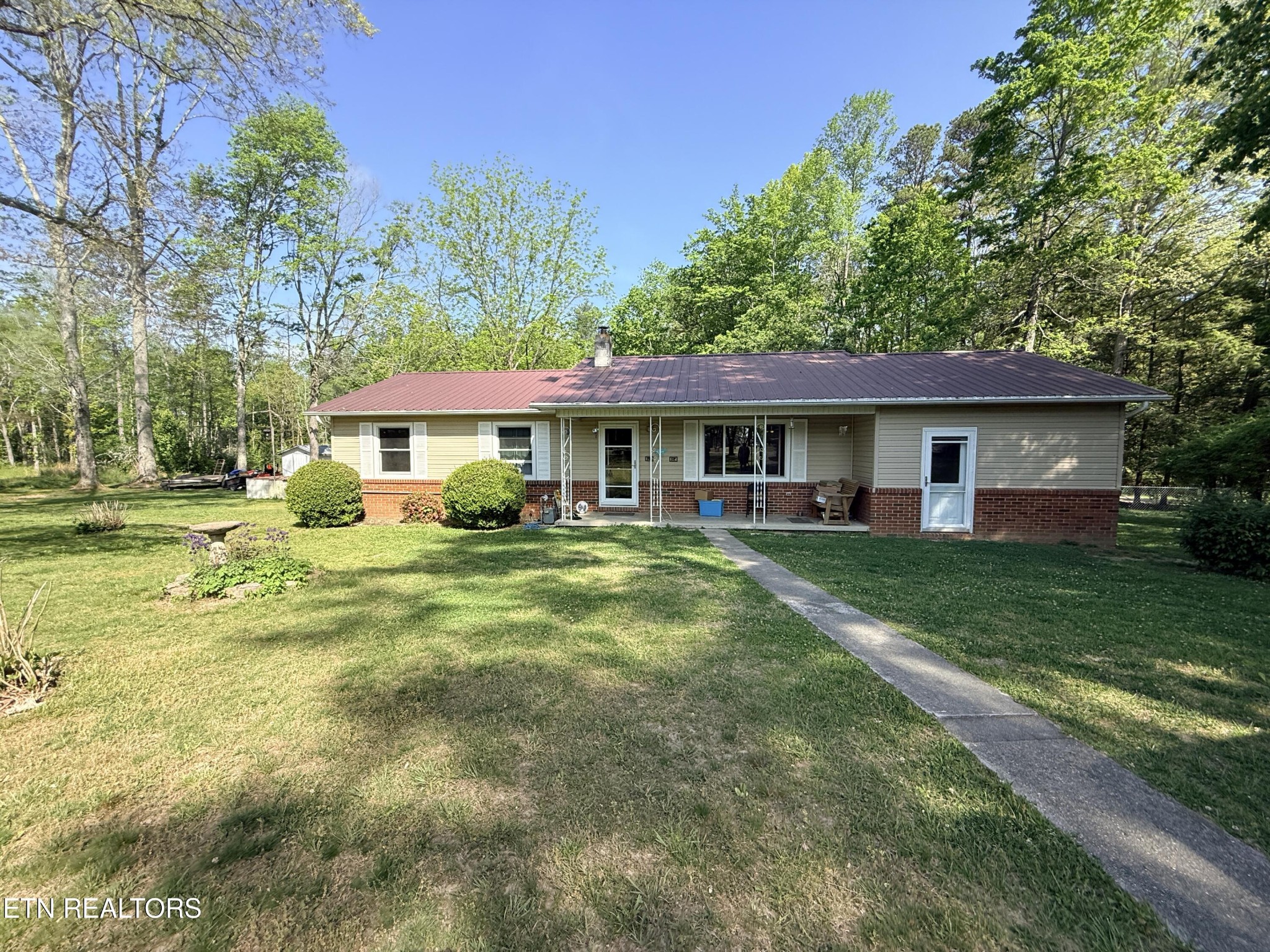 1200 Banner Springs Rd