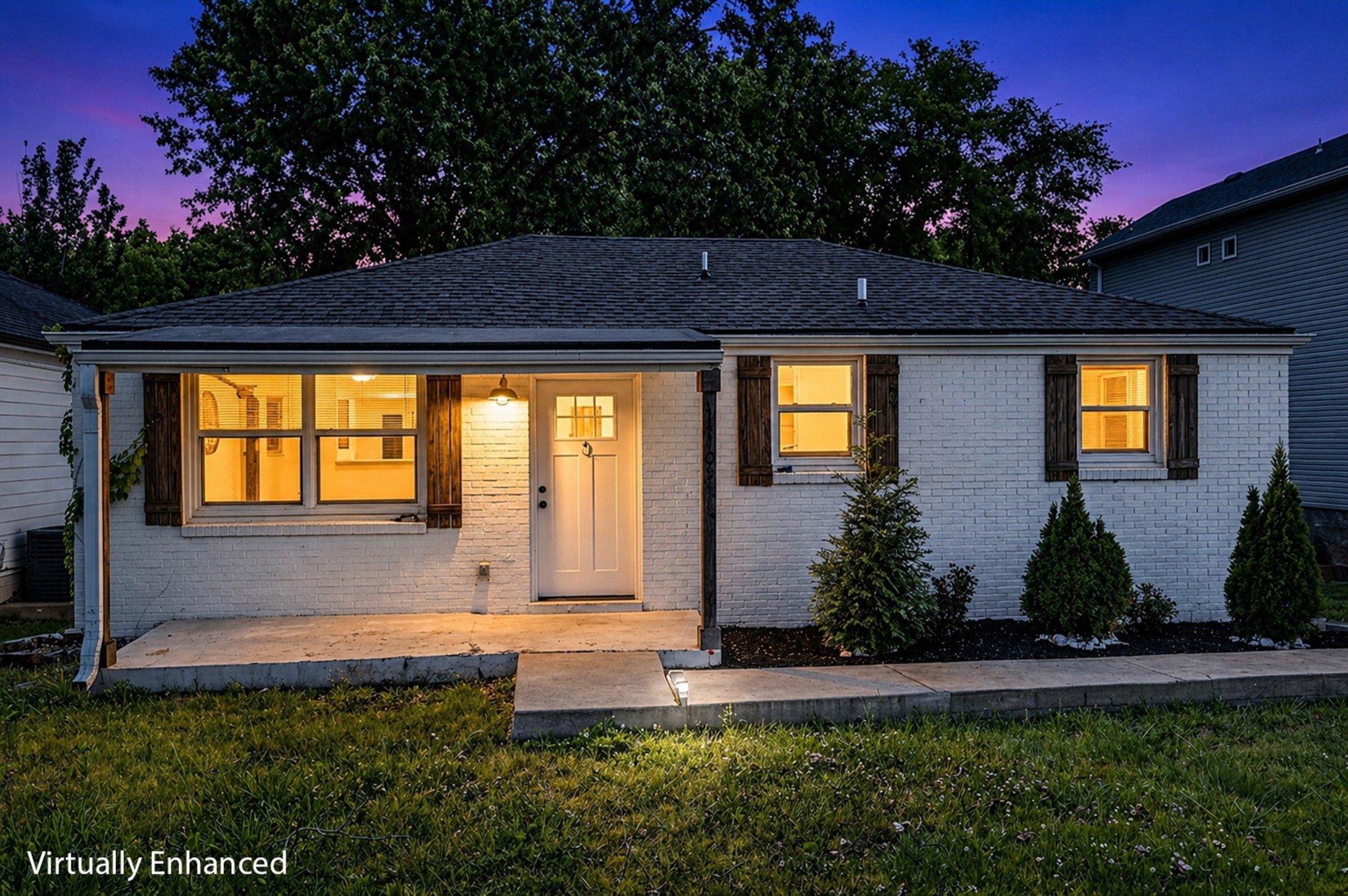 4105 Main St
