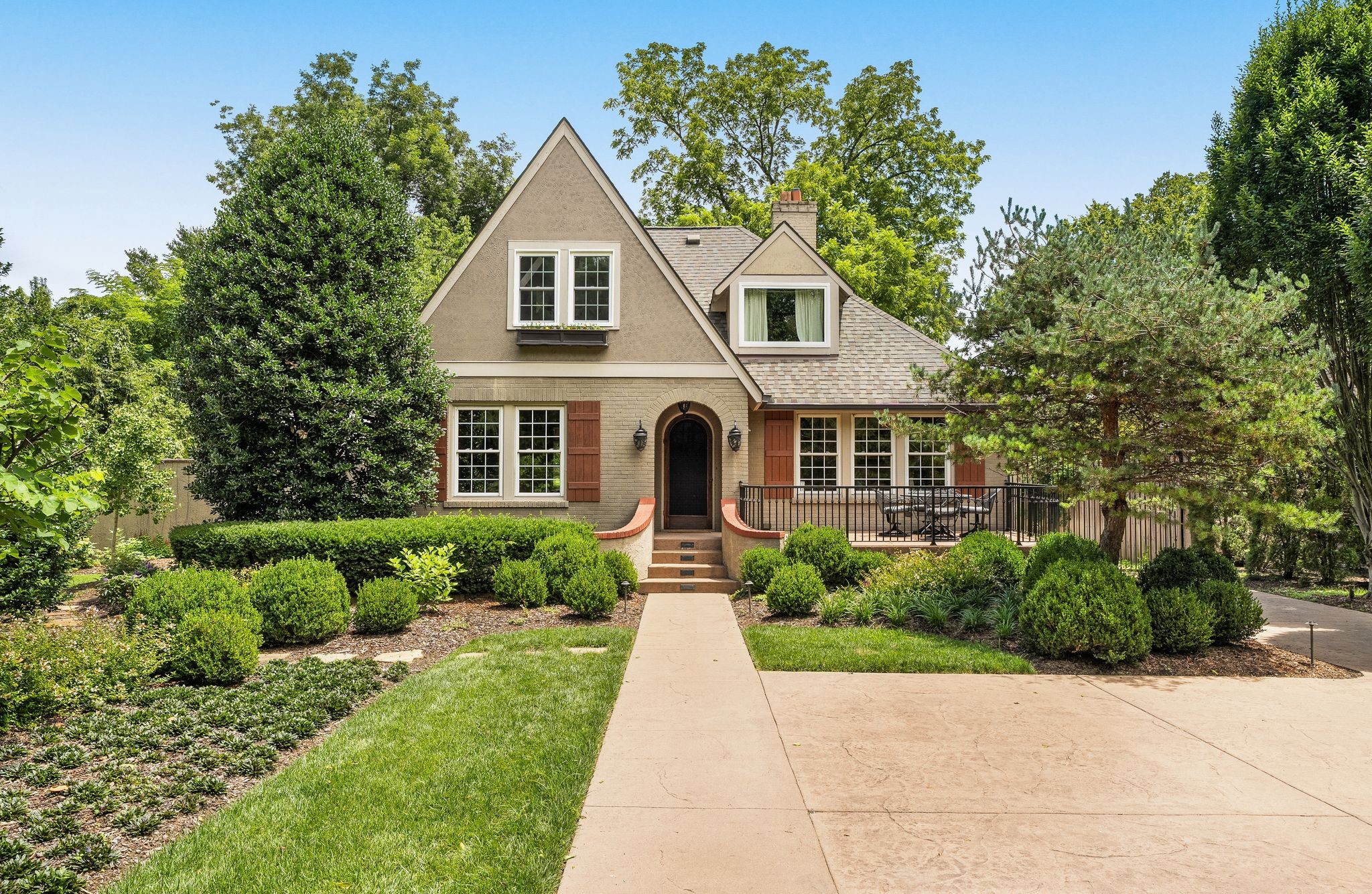 204 S Wilson Blvd