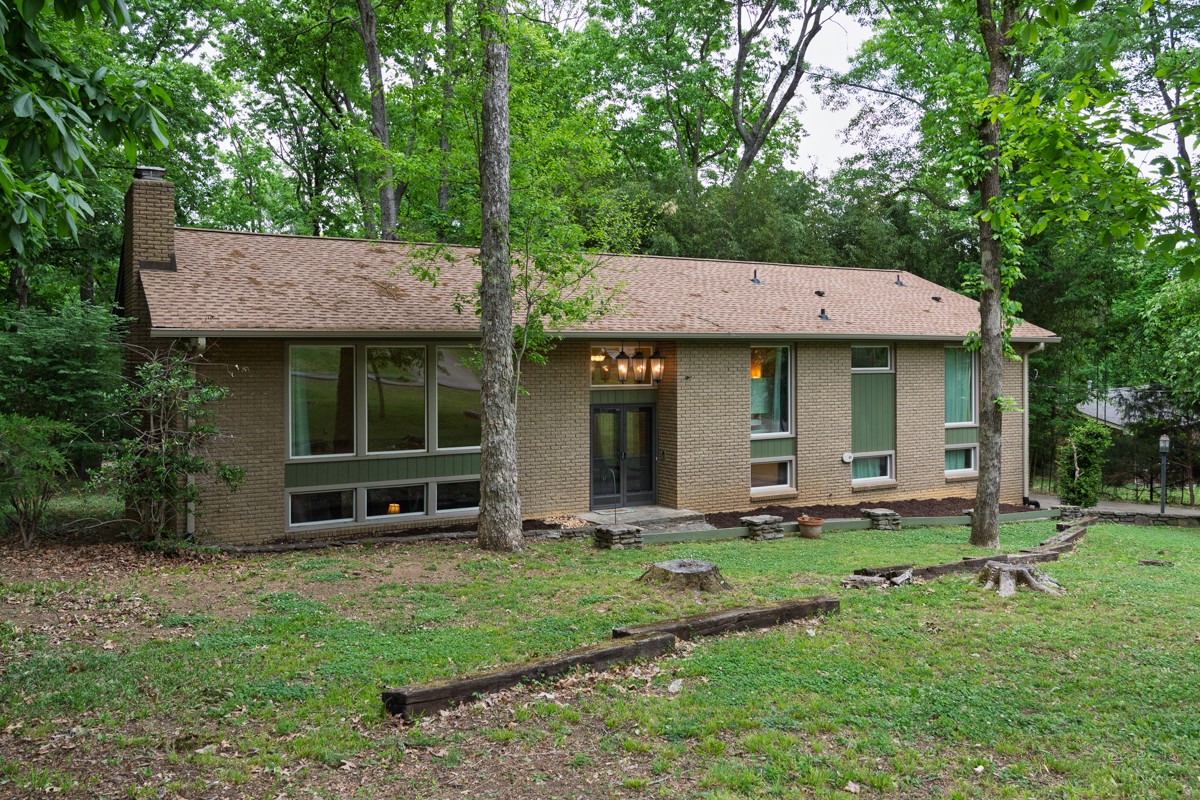 123 Trail East Drive