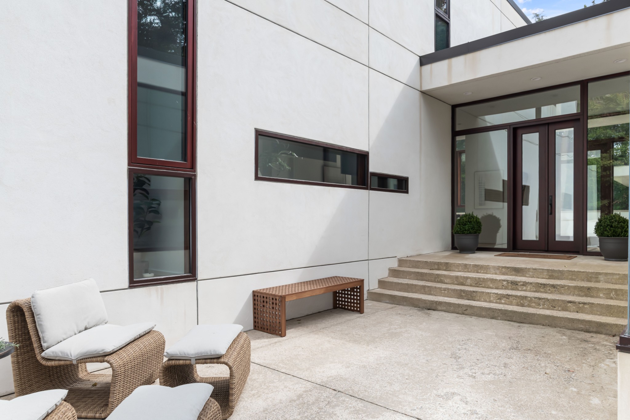 6204 Hillsboro Pike