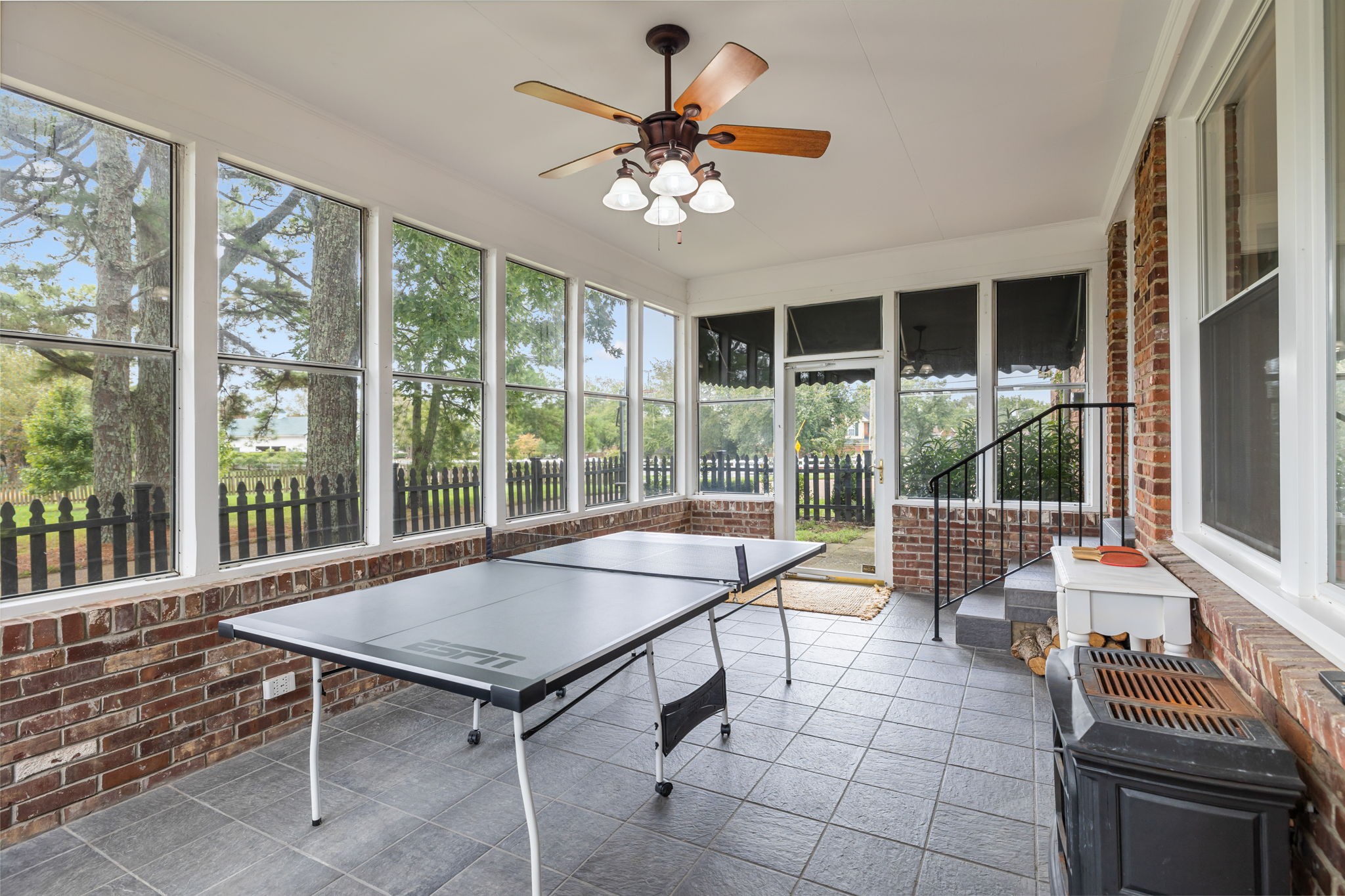 2641 Buckner Rd