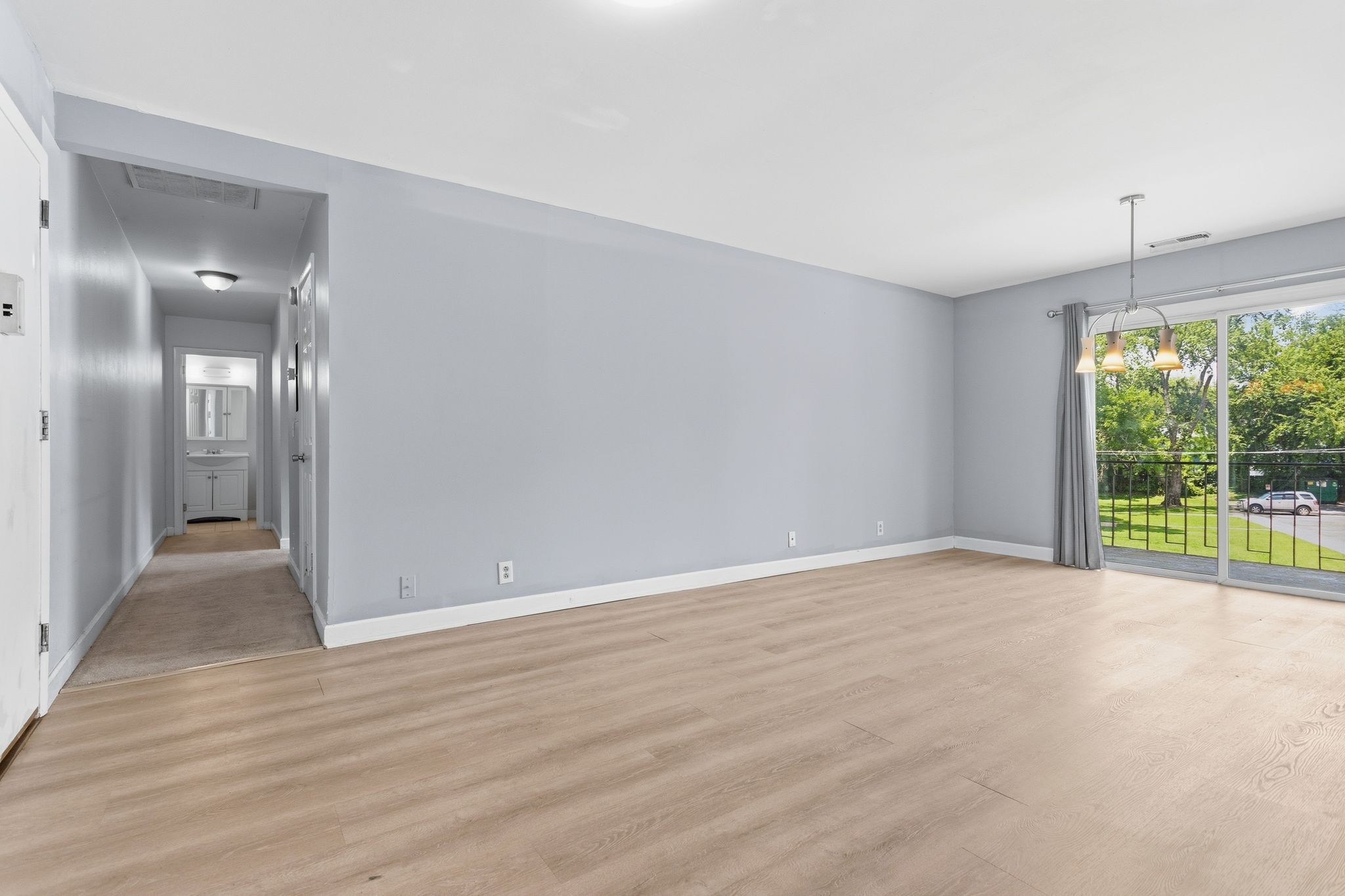 613 Hillsboro Rd