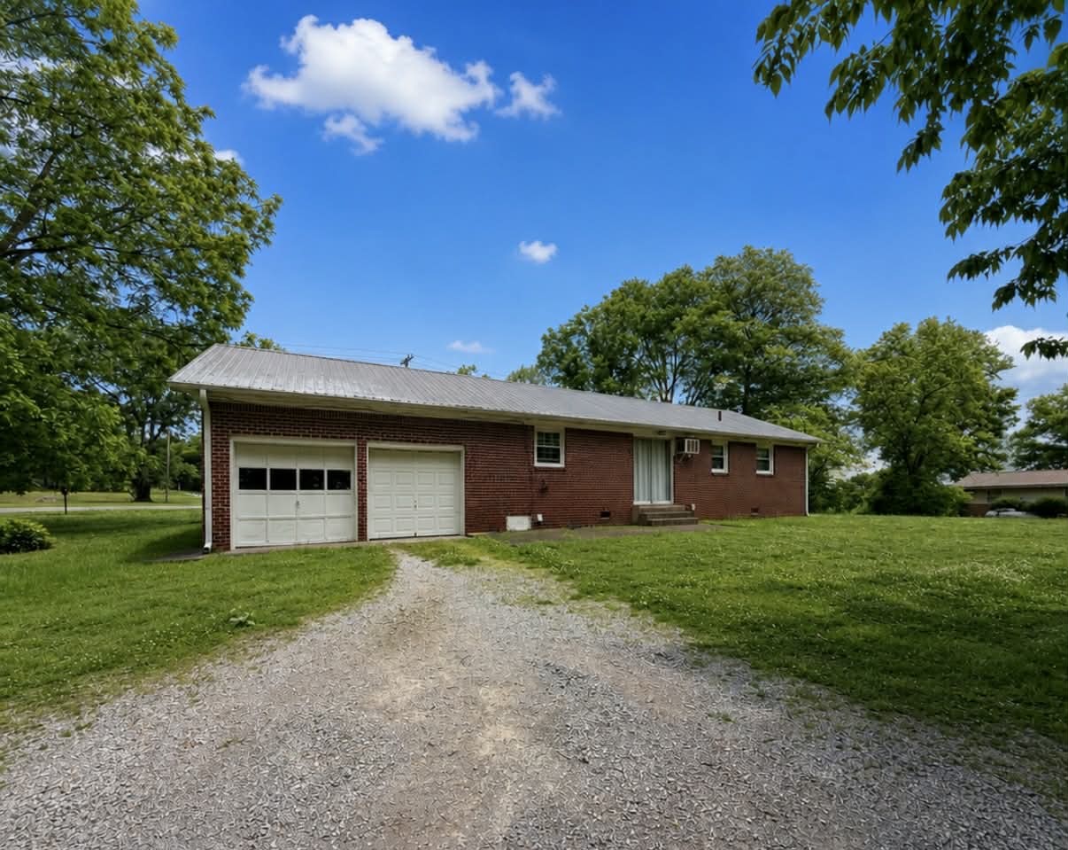 955 Rocky Rd