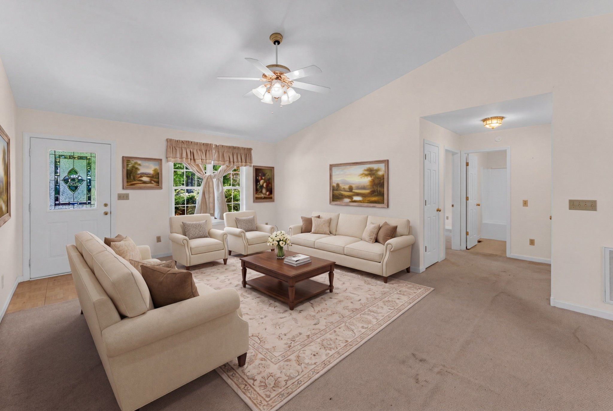 9044 Weketa Dr