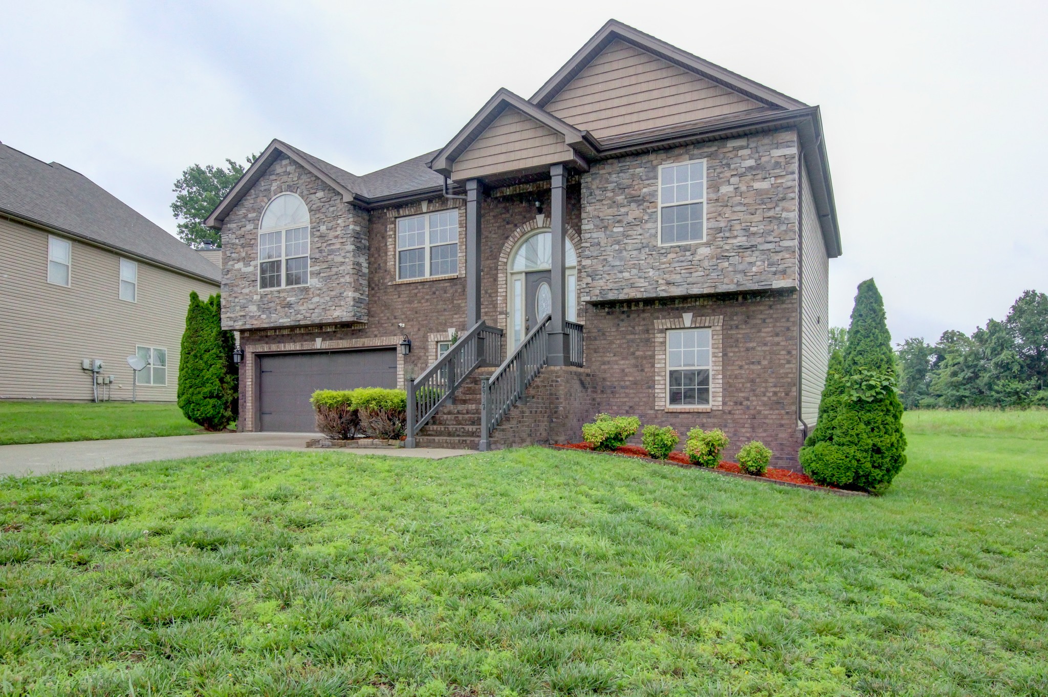 2937 McManus Cir