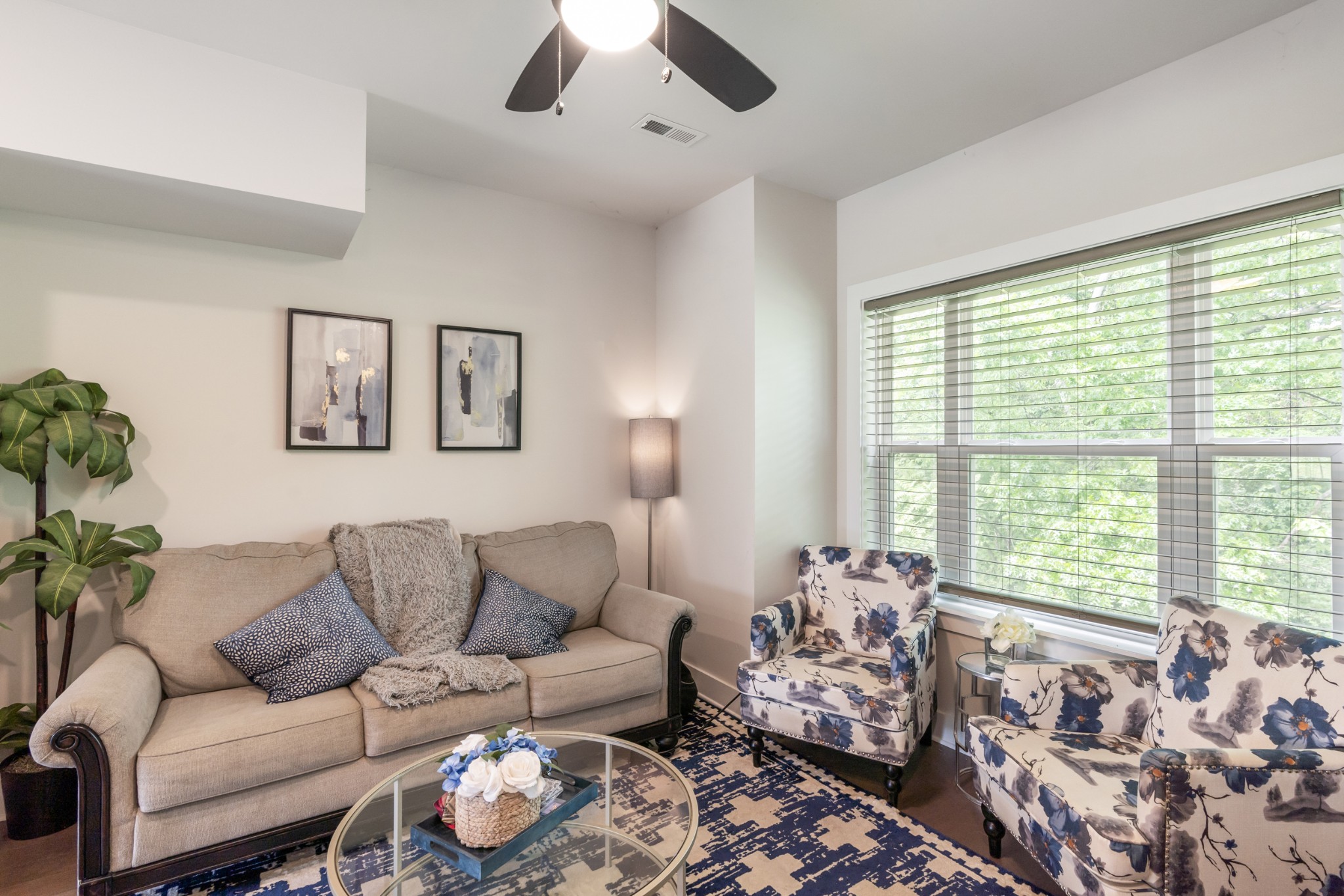 450 Glastonbury Rd