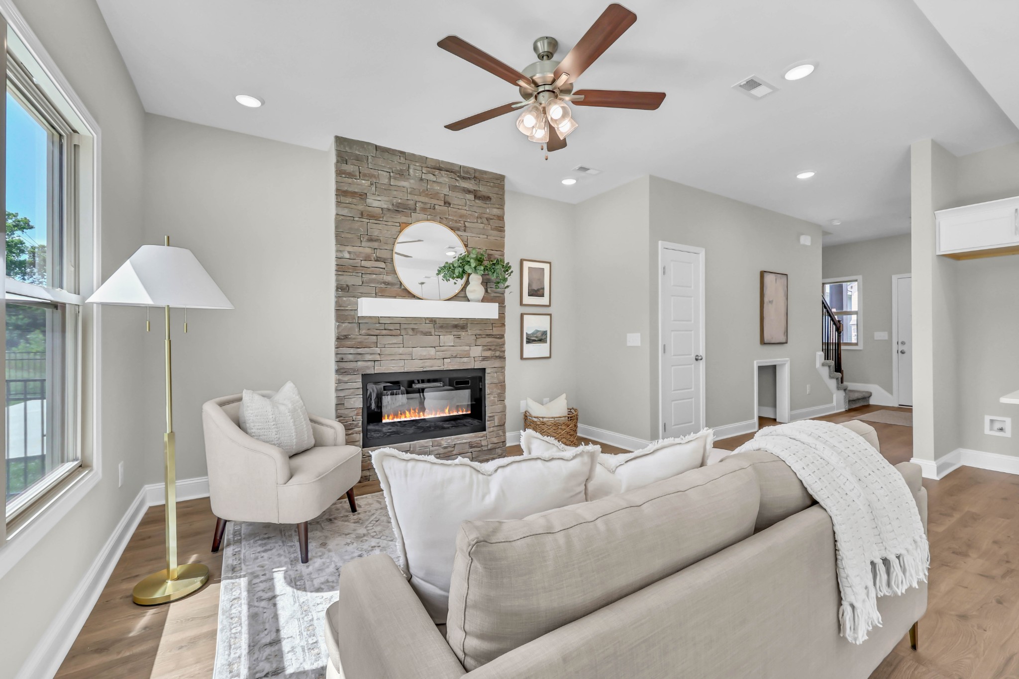 547 Charleston Cove Way