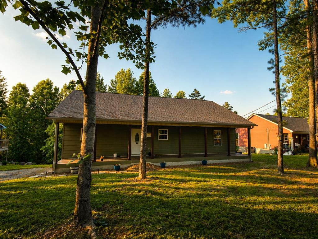 225 Antler Dr