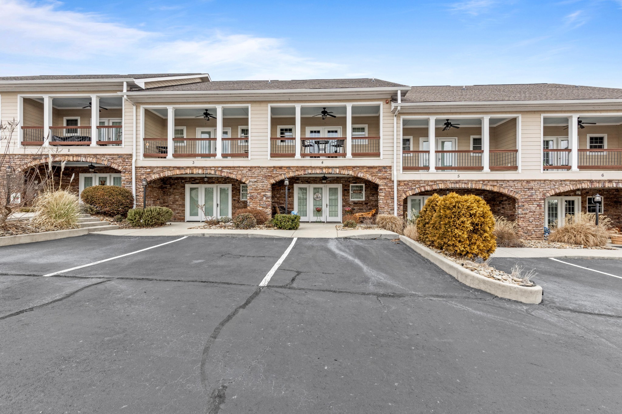 1235 New Lake Road