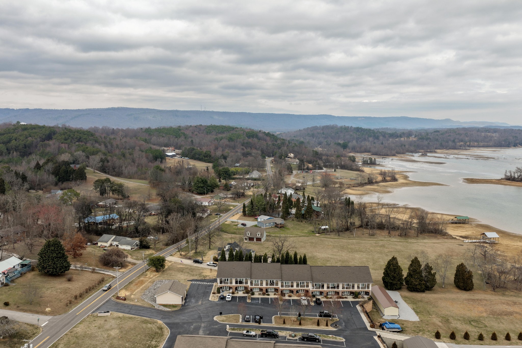 1235 New Lake Road