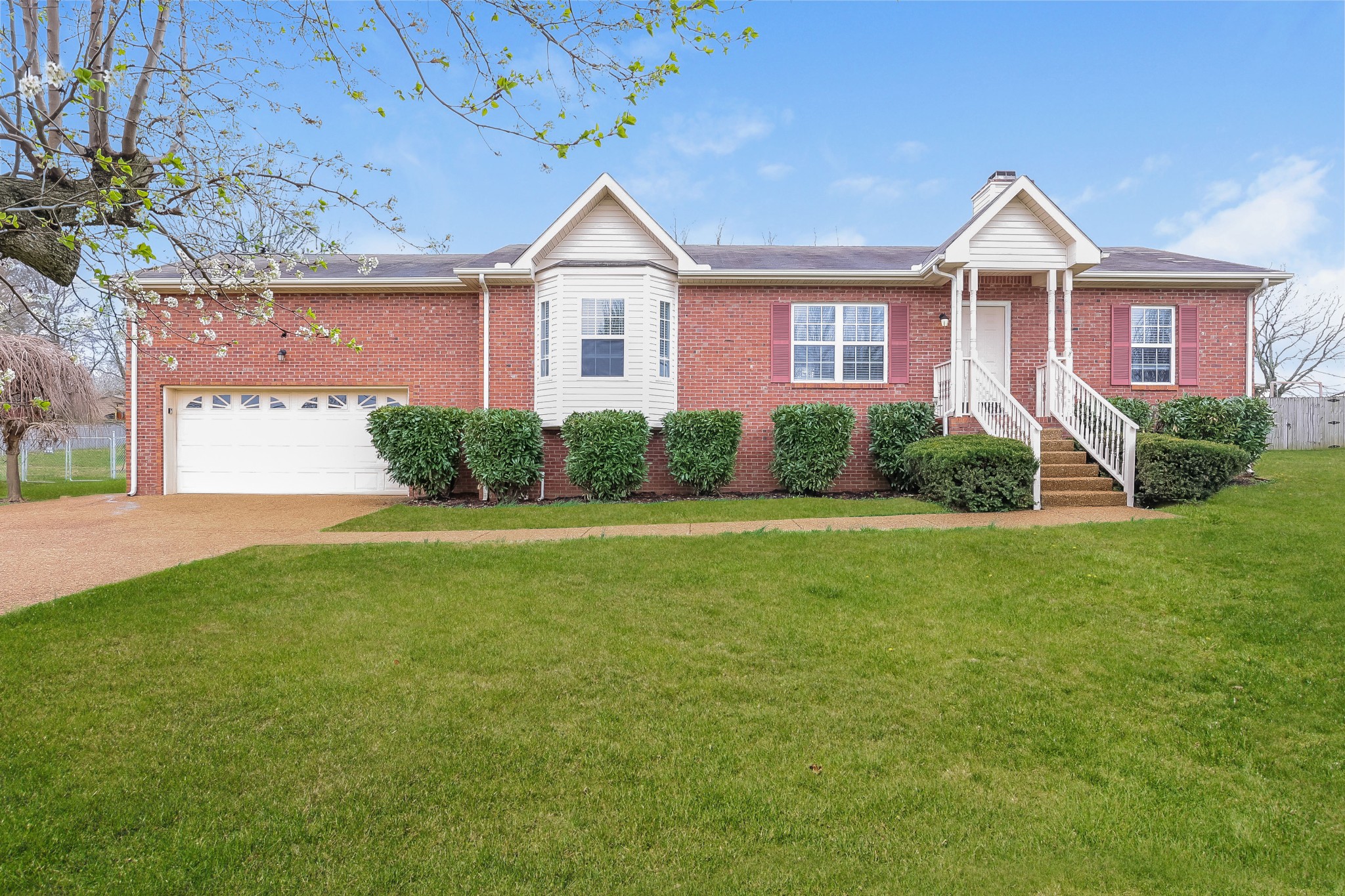111 Grant Ct