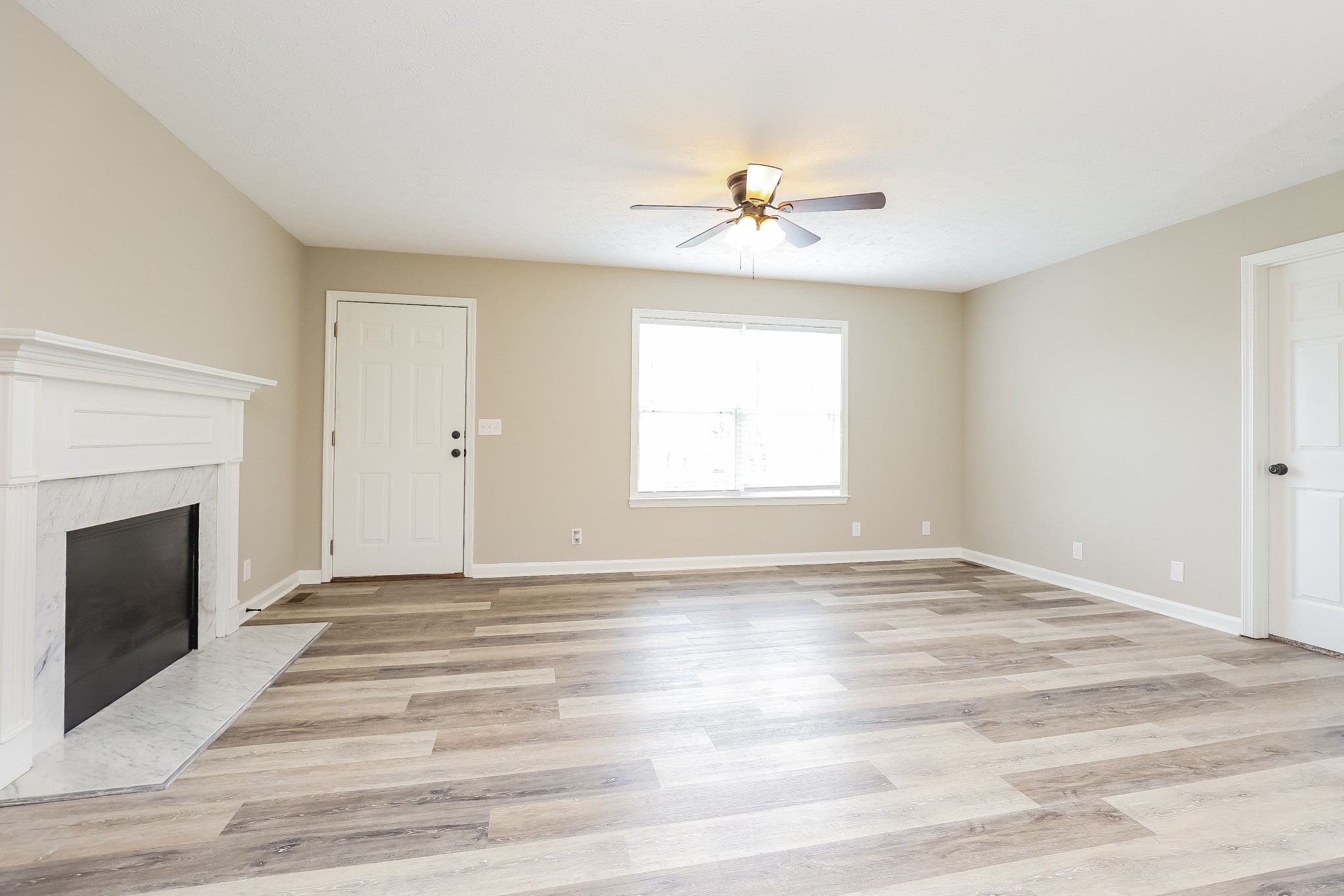 111 Grant Ct