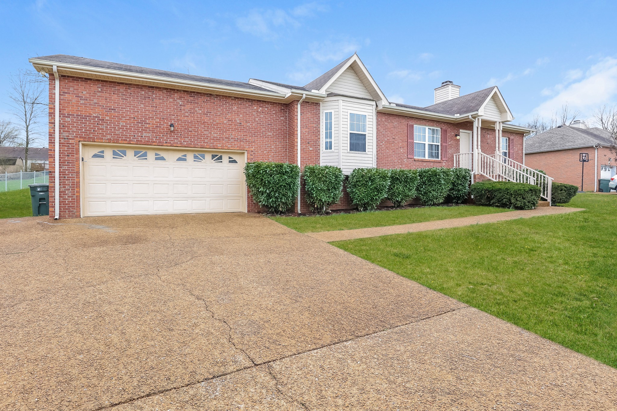 111 Grant Ct