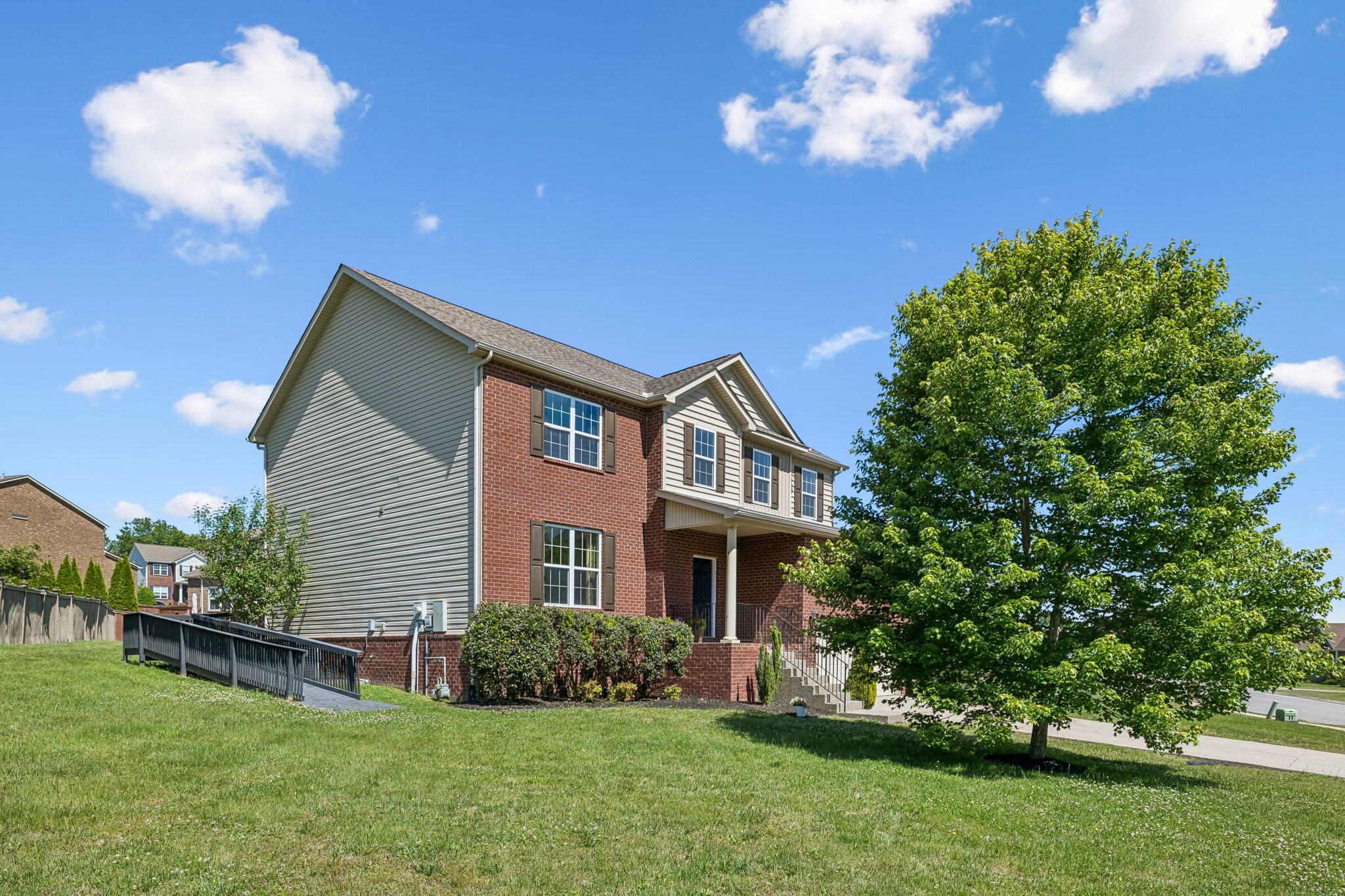 3443 Blackberry Ln