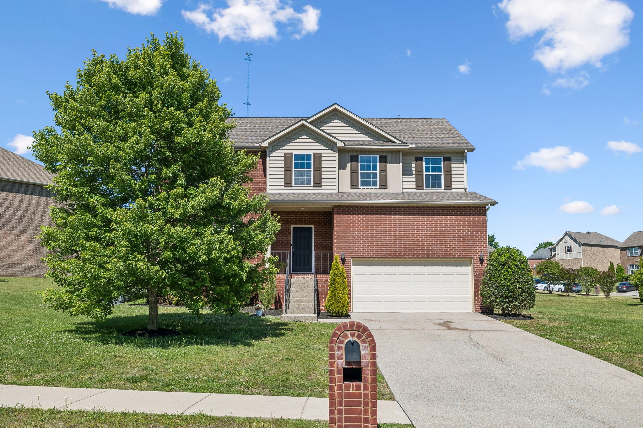 3443 Blackberry Ln