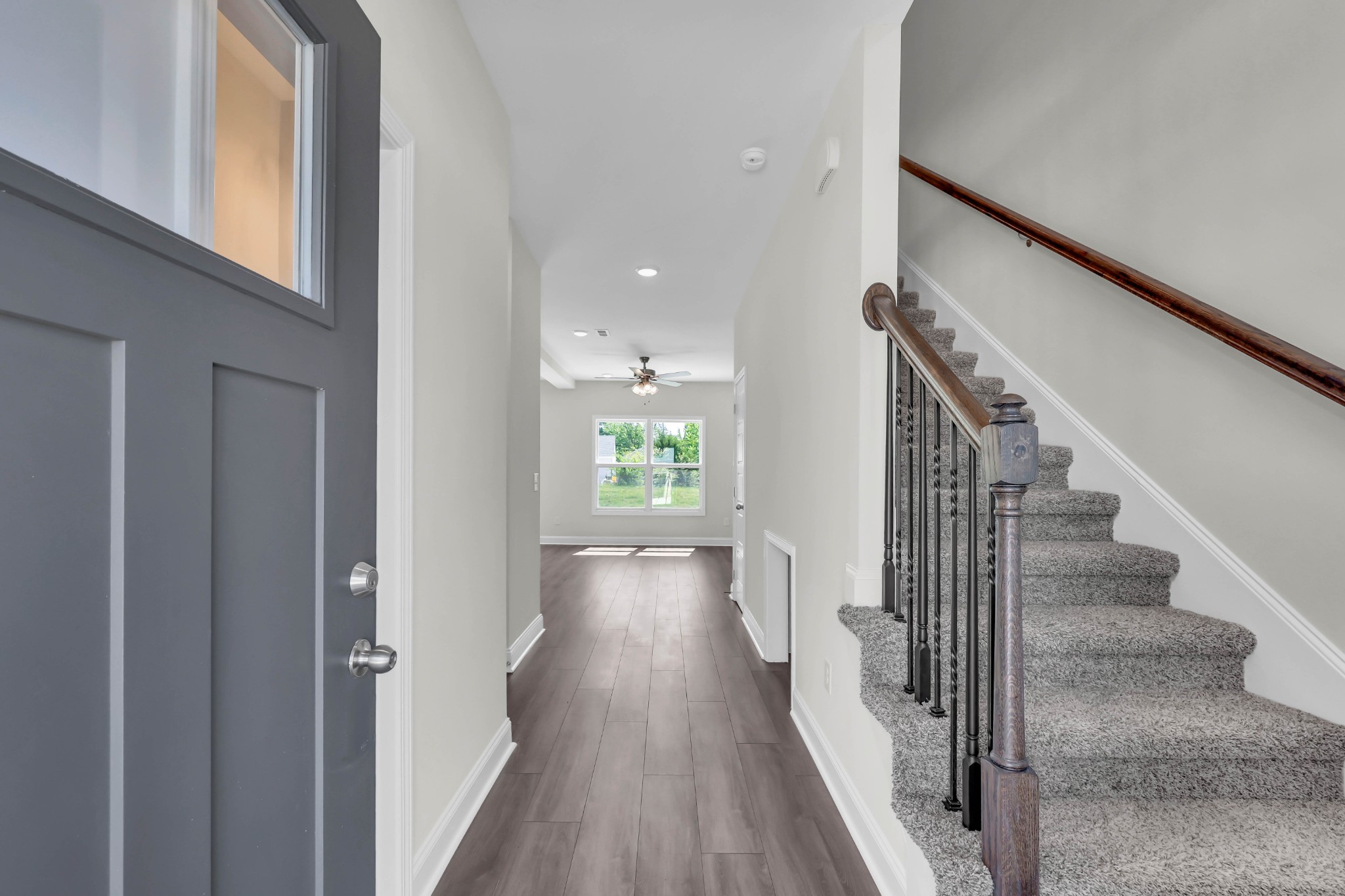 551 Charleston Cove Way
