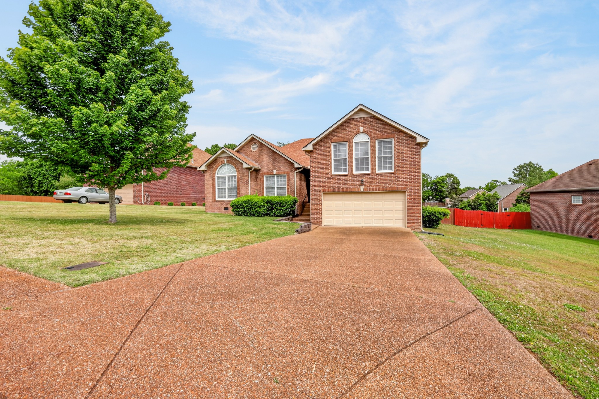 408 Roma Ct