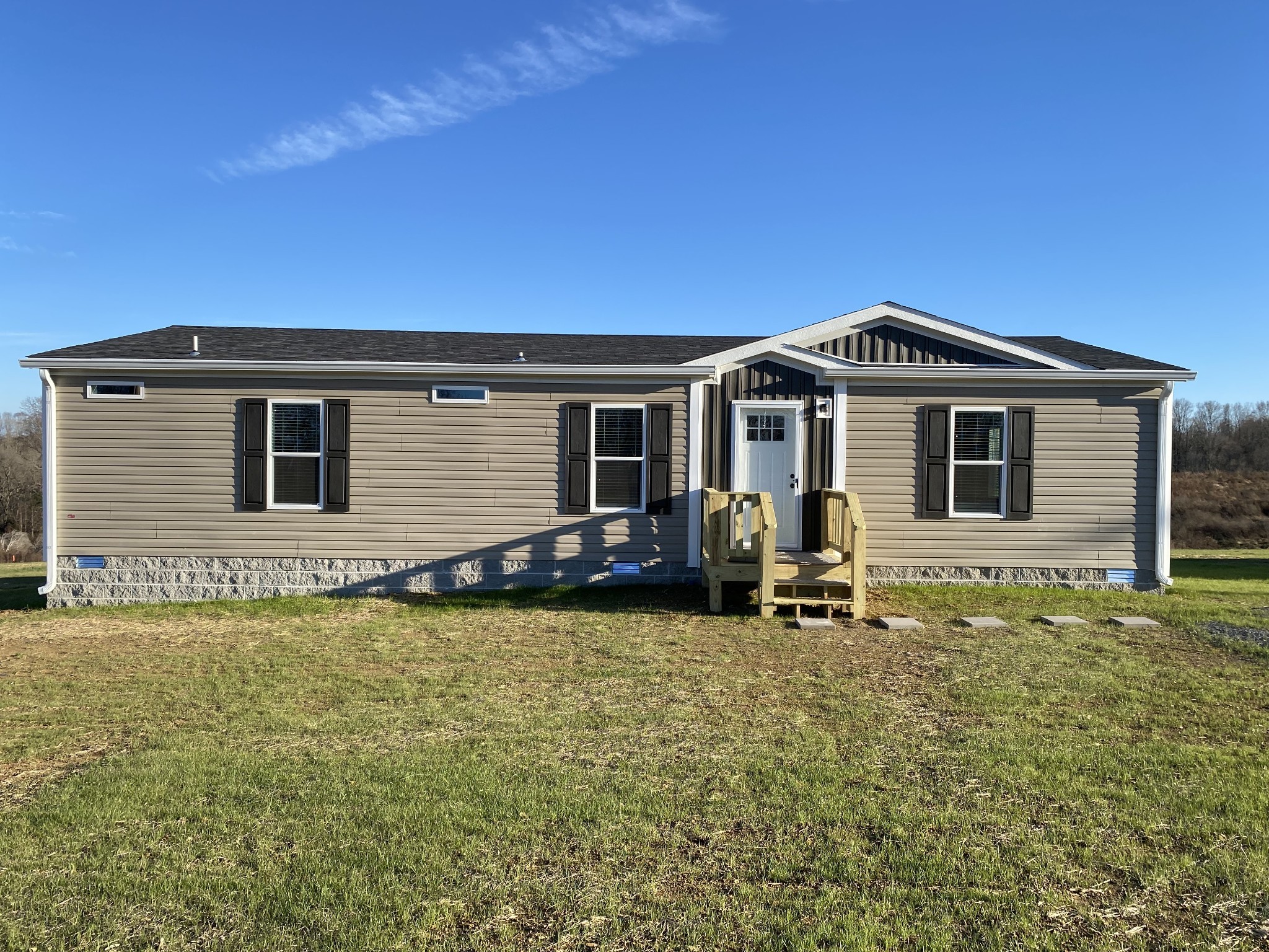 1690 Gamaliel Rd