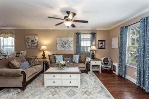 5769 Mouse Creek Road, NW