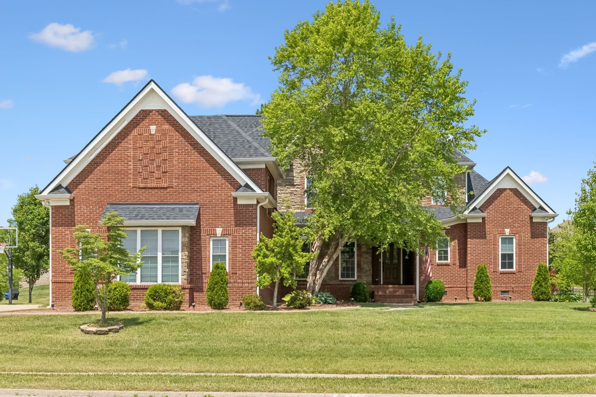 2440 Settlers Trce