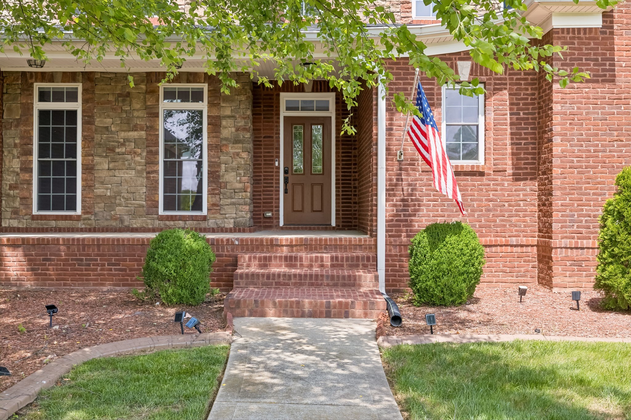 2440 Settlers Trce