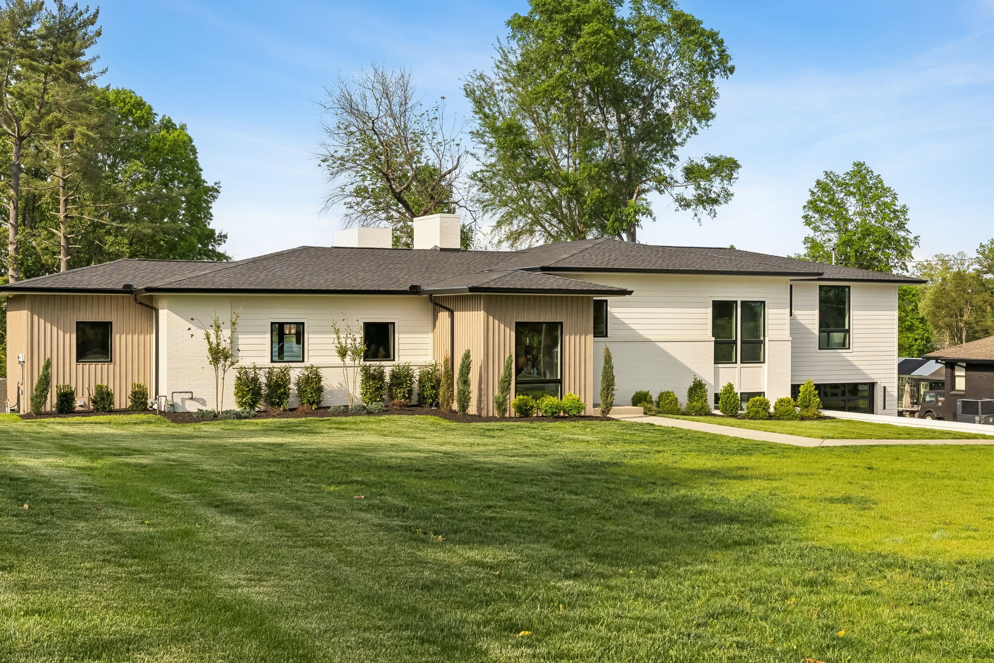 103 Walnut Dr