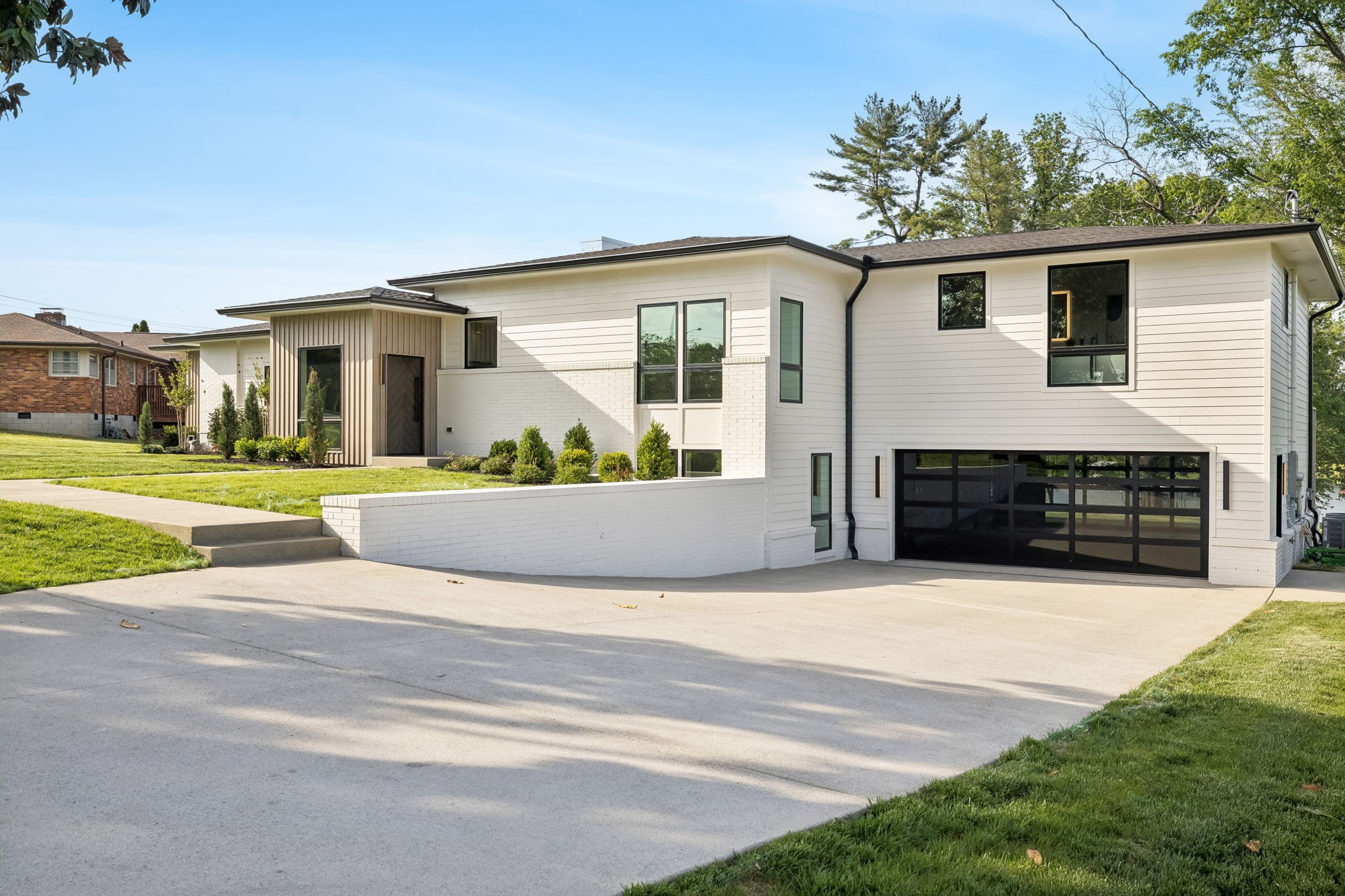 103 Walnut Dr