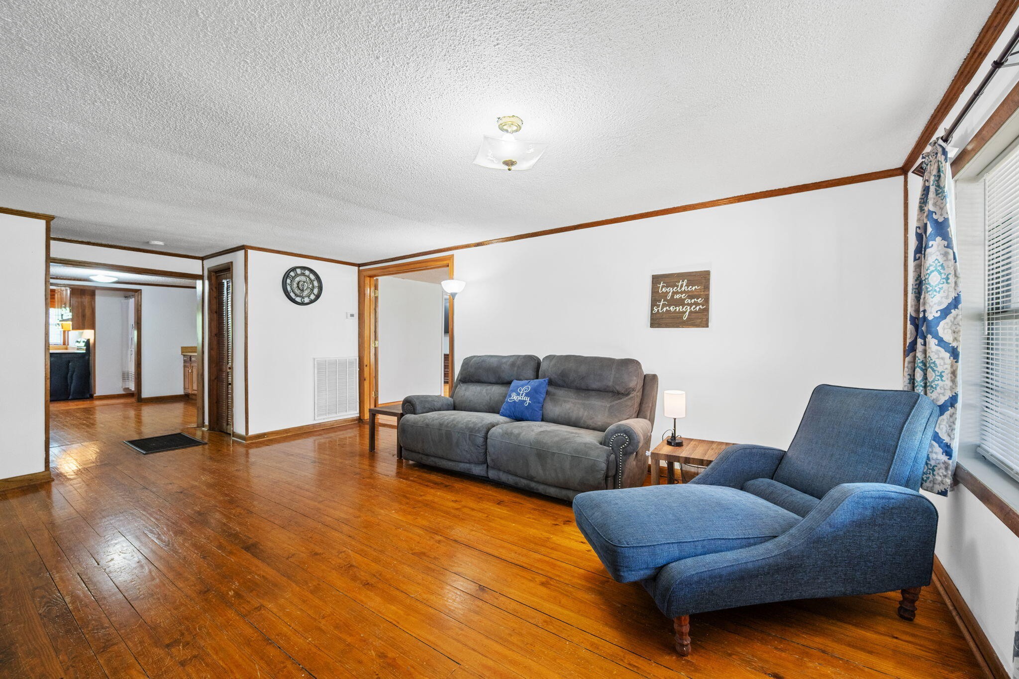 1180 Sunset Trail, NE