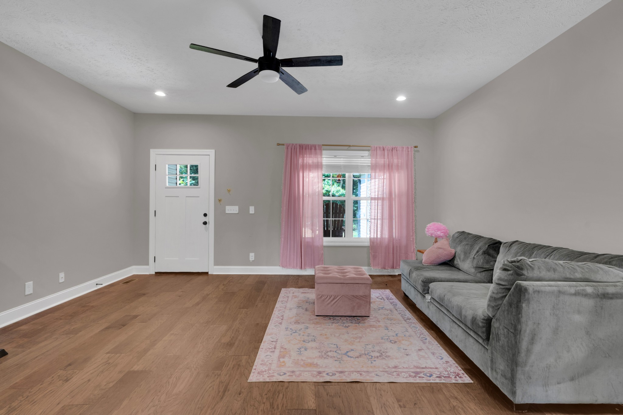 1147 Mount Herman Rd