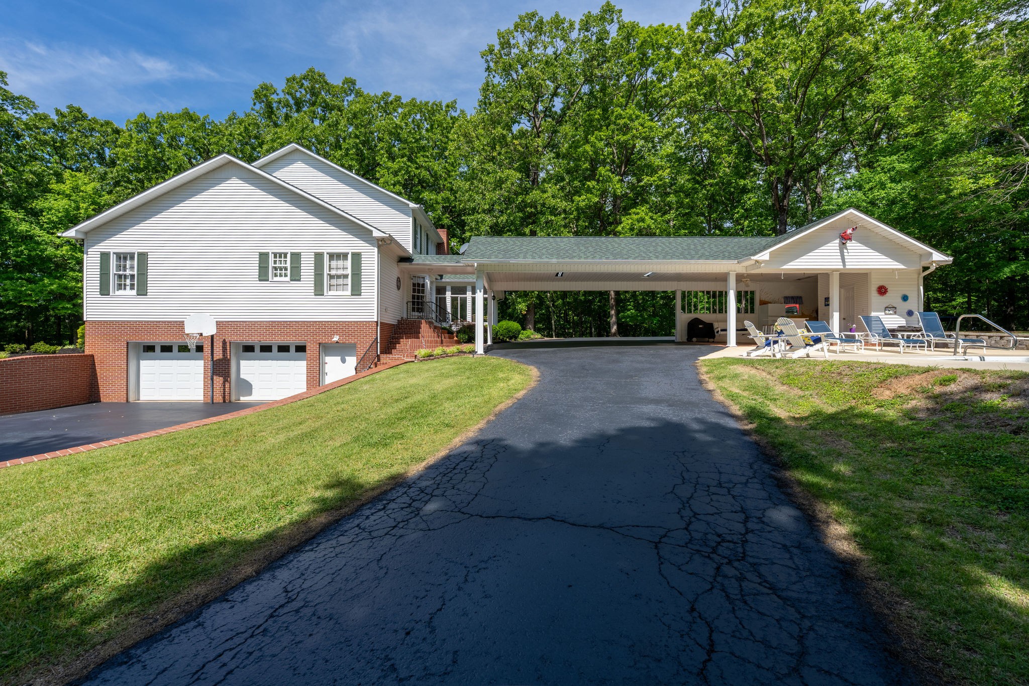 2288 Billy Nance Blvd