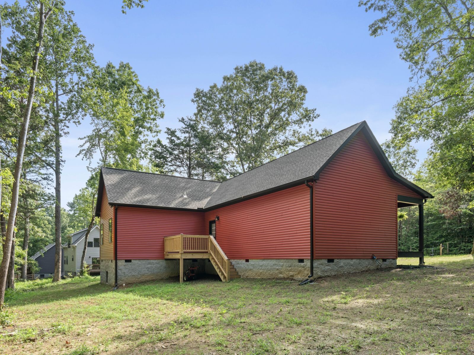 130 Deerwood Ct