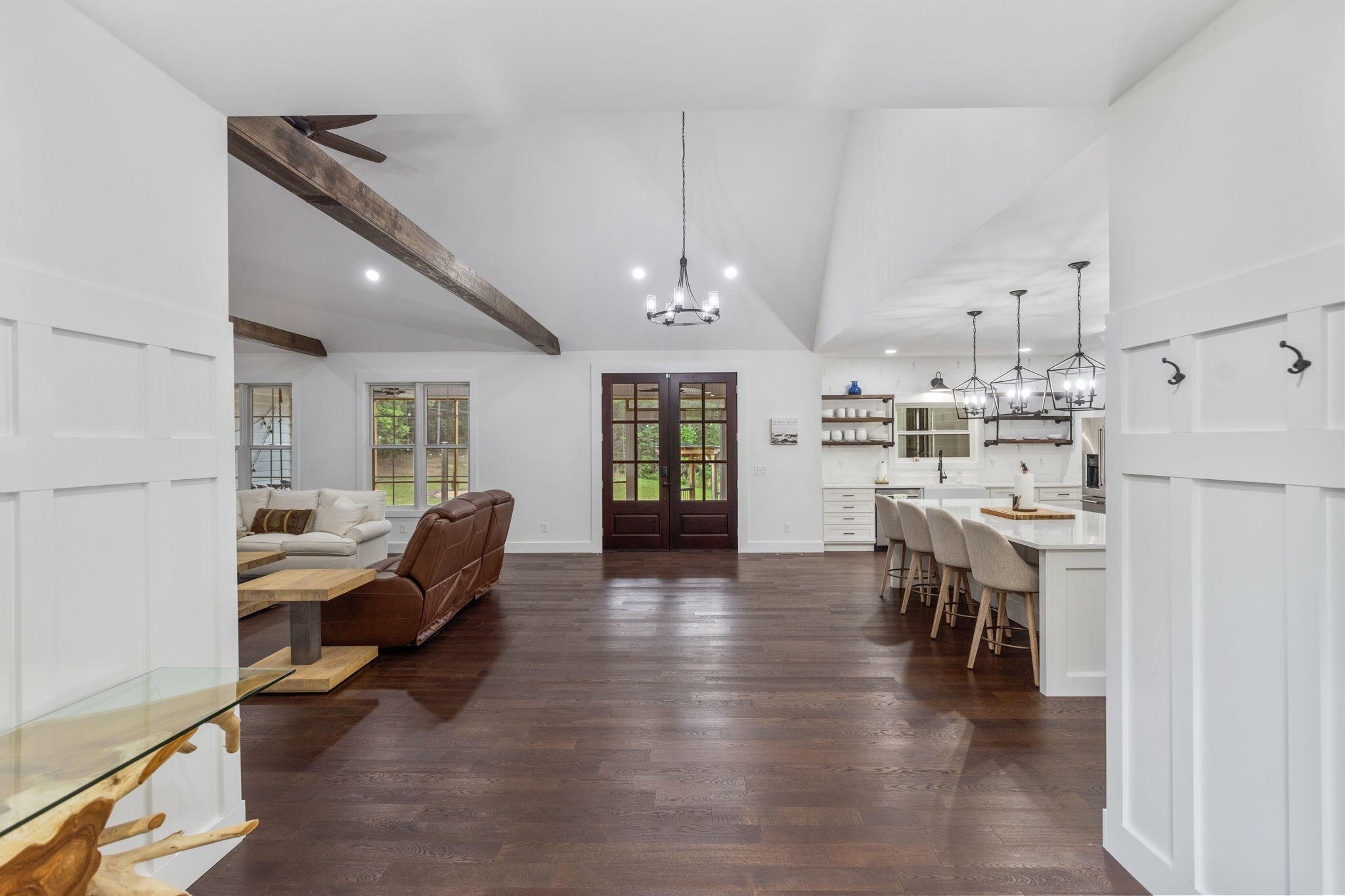 1618 Van Davis Road, NW