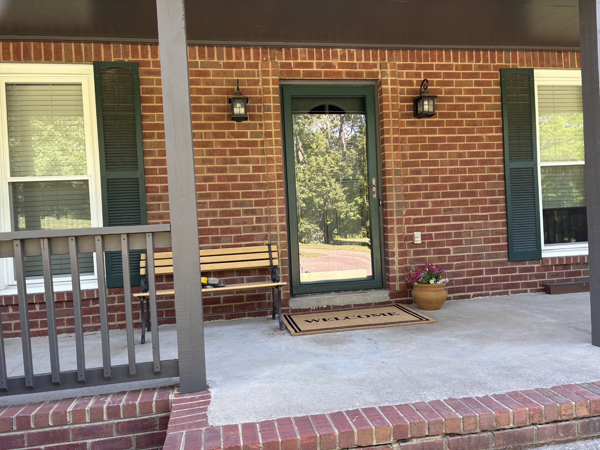 1616 Anderson Rd