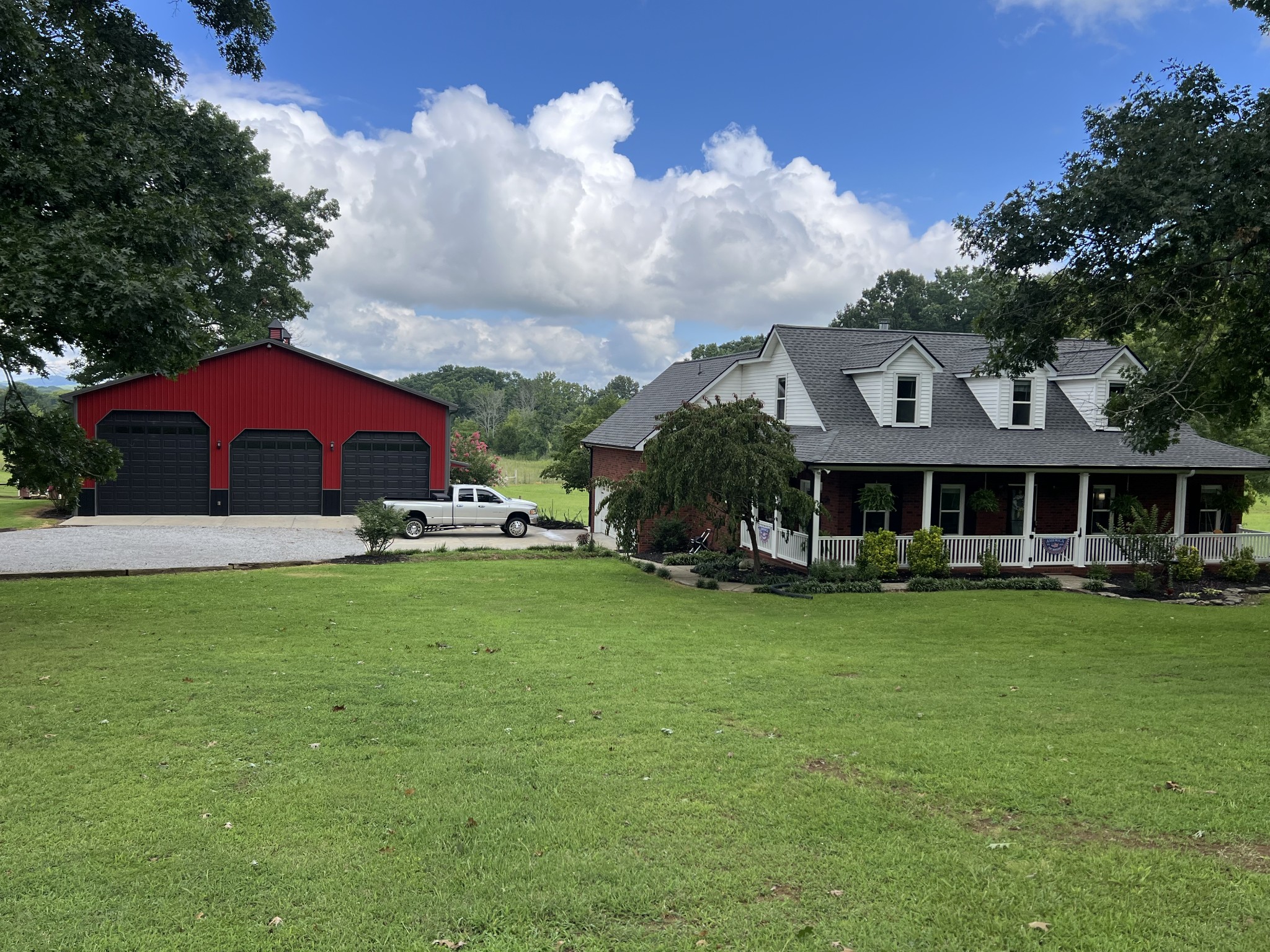9049 Bradley Creek Rd