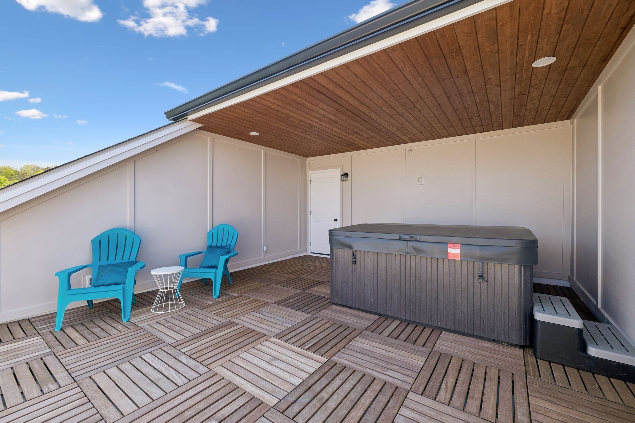 1807 Hwy 12, S