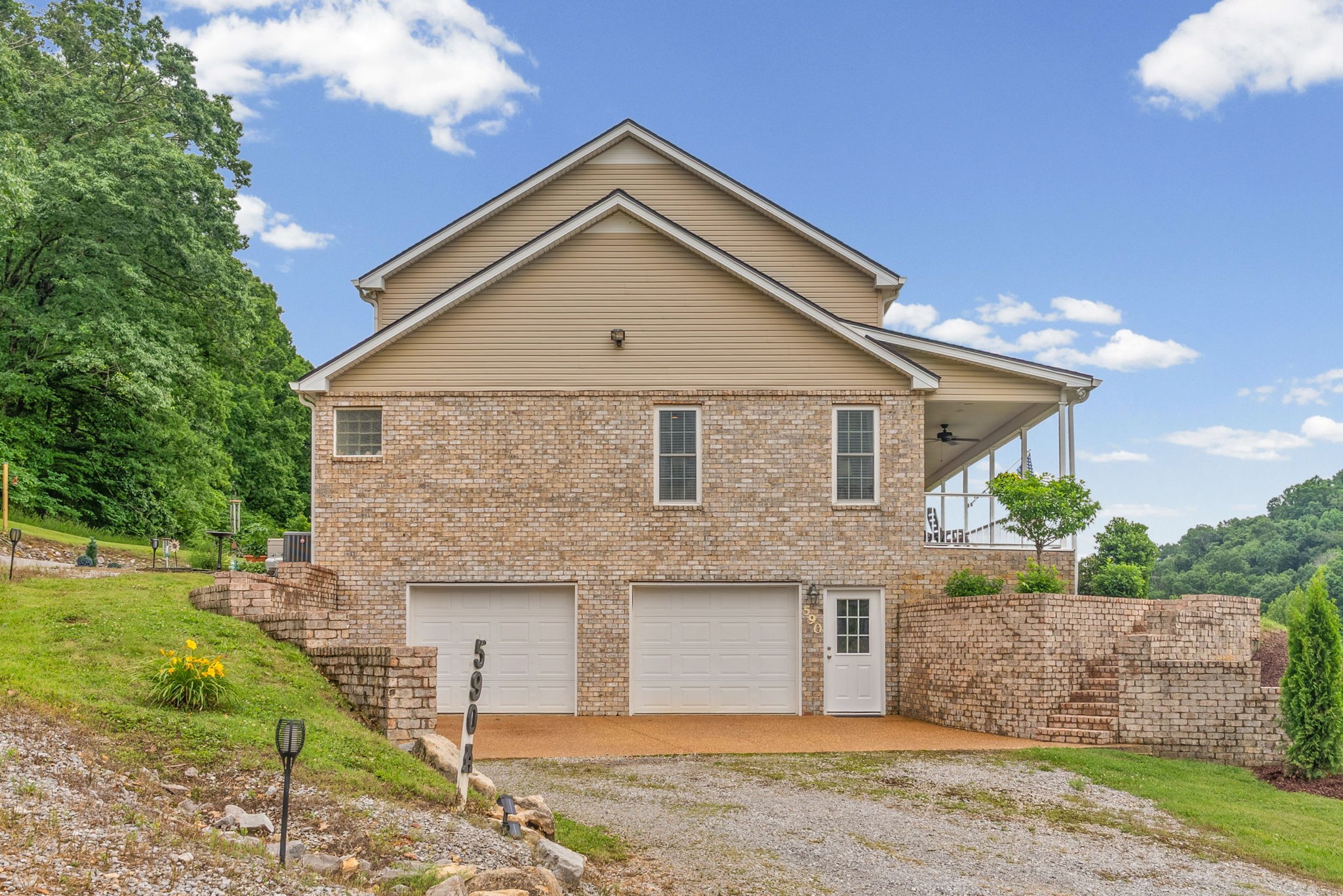590A Lindsey Hollow Rd