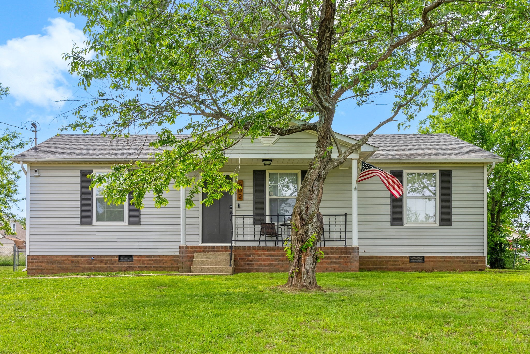 602 Artic Ave