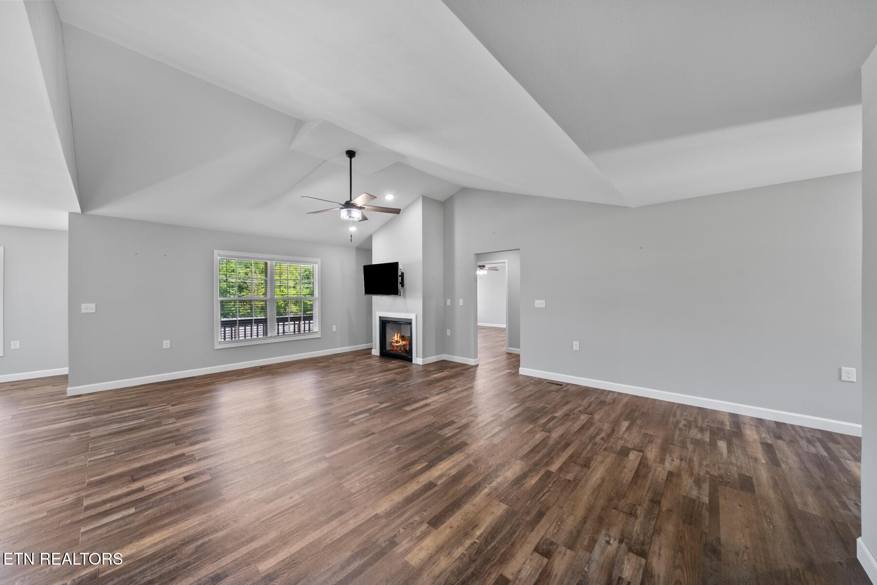 359 Dayton Ave