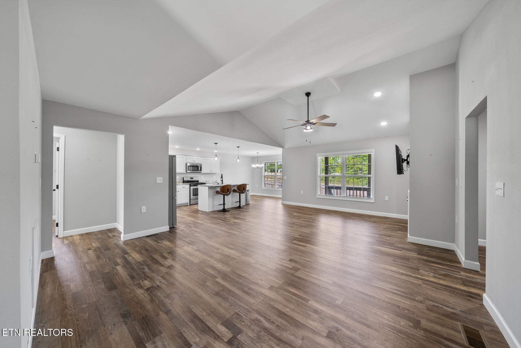 359 Dayton Ave